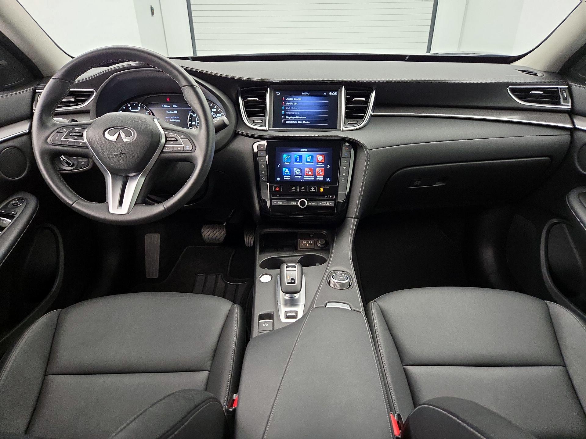 Thumbnail: 2023 INFINITI QX50 - 9
