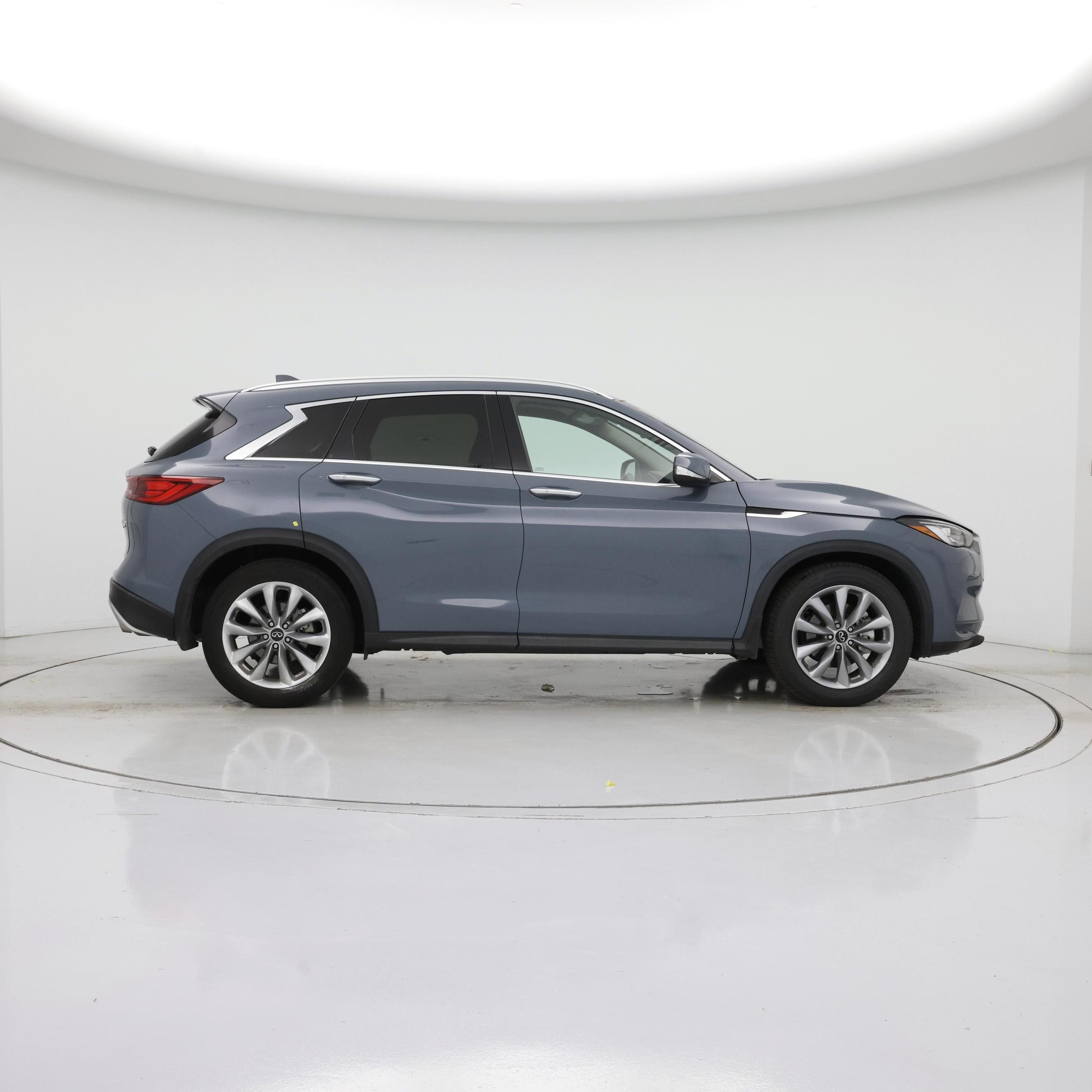 Thumbnail: 2022 INFINITI QX50 - 7