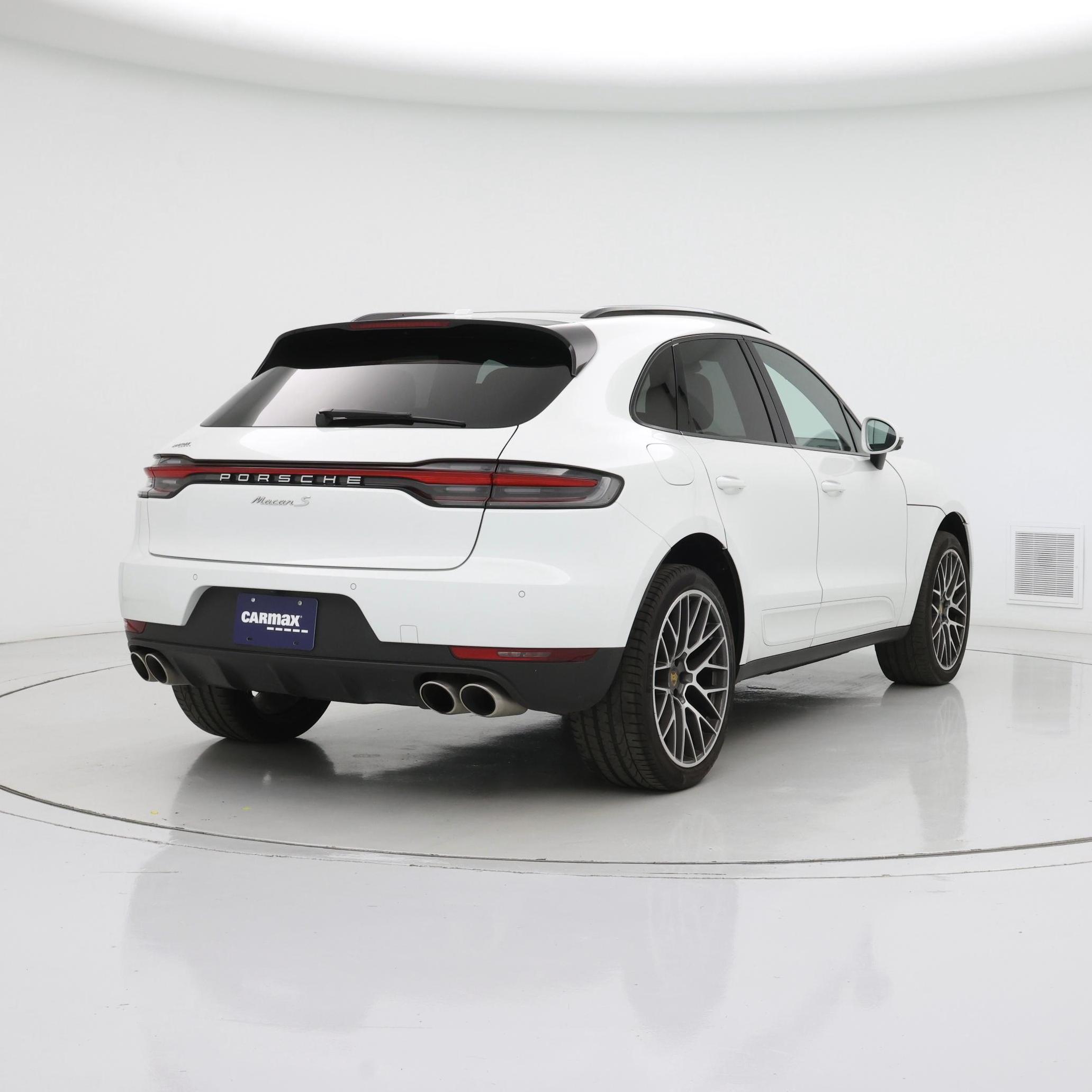 Thumbnail: 2021 Porsche Macan - 8