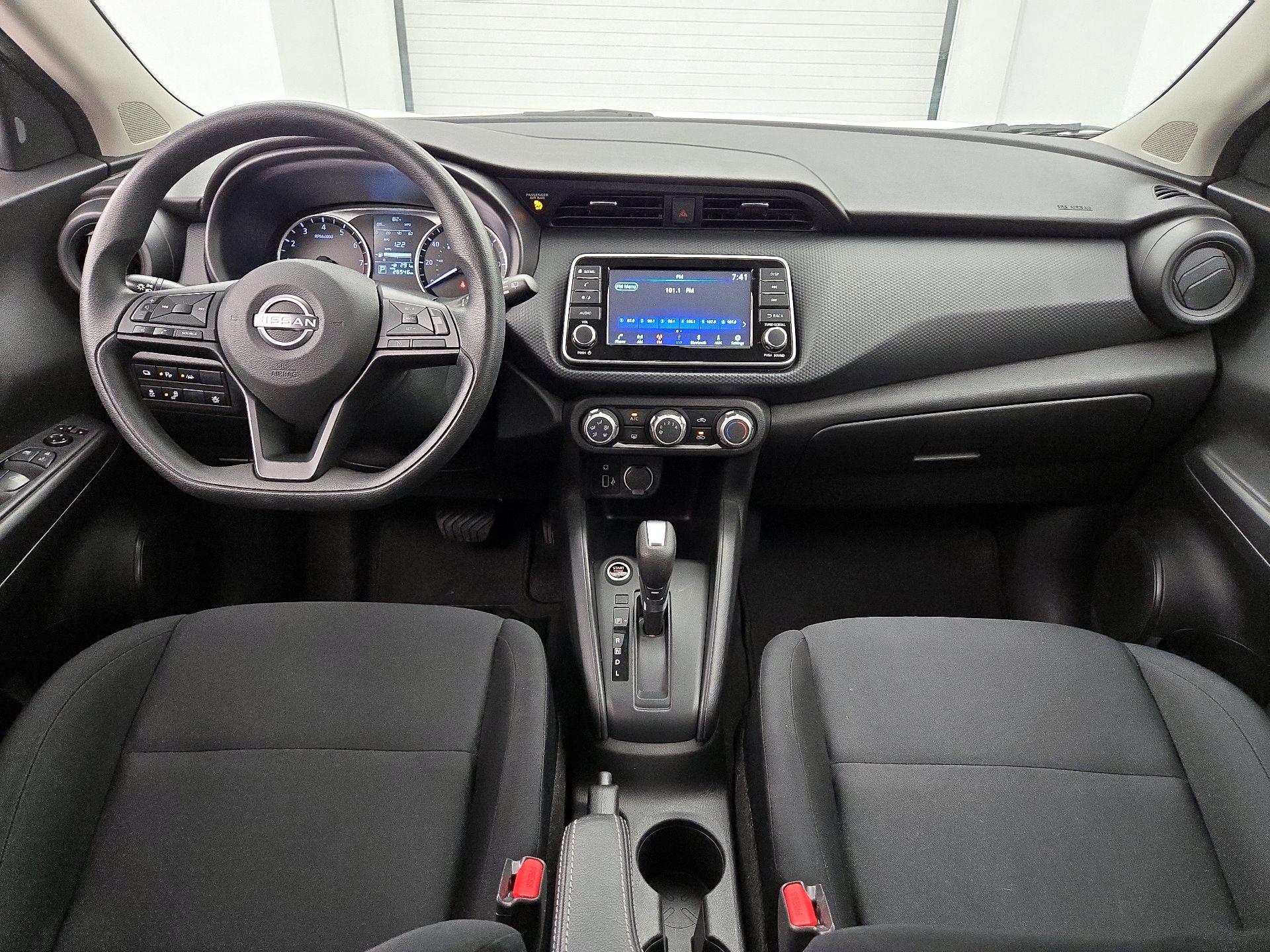 Thumbnail: 2023 Nissan Kicks - 9
