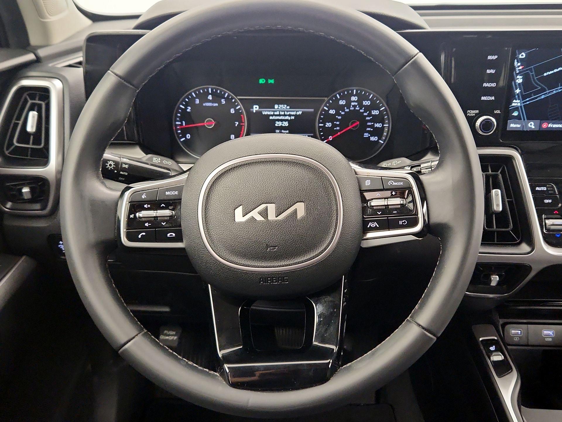 Thumbnail: 2022 Kia Sorento - 10