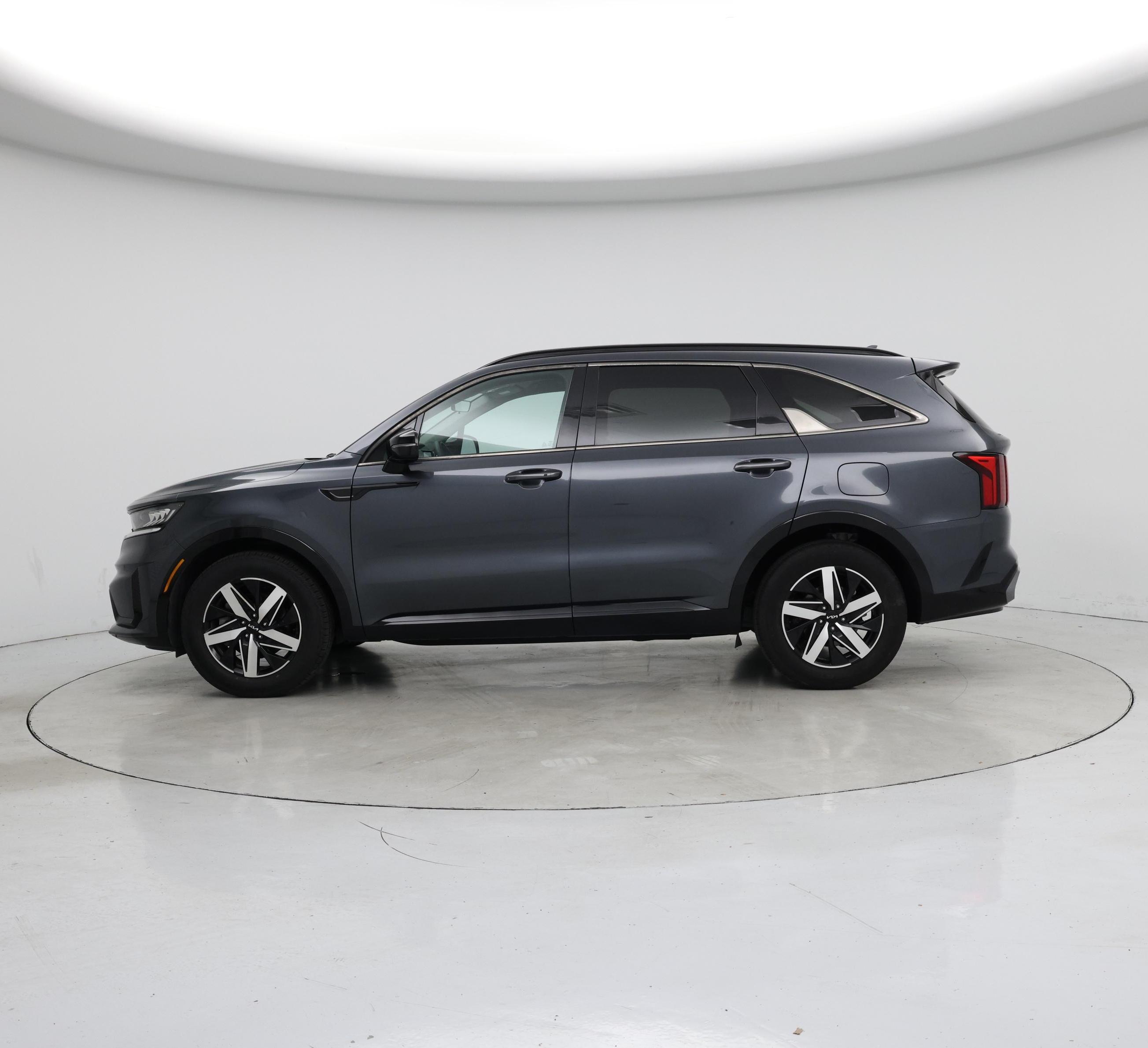 Thumbnail: 2022 Kia Sorento - 3