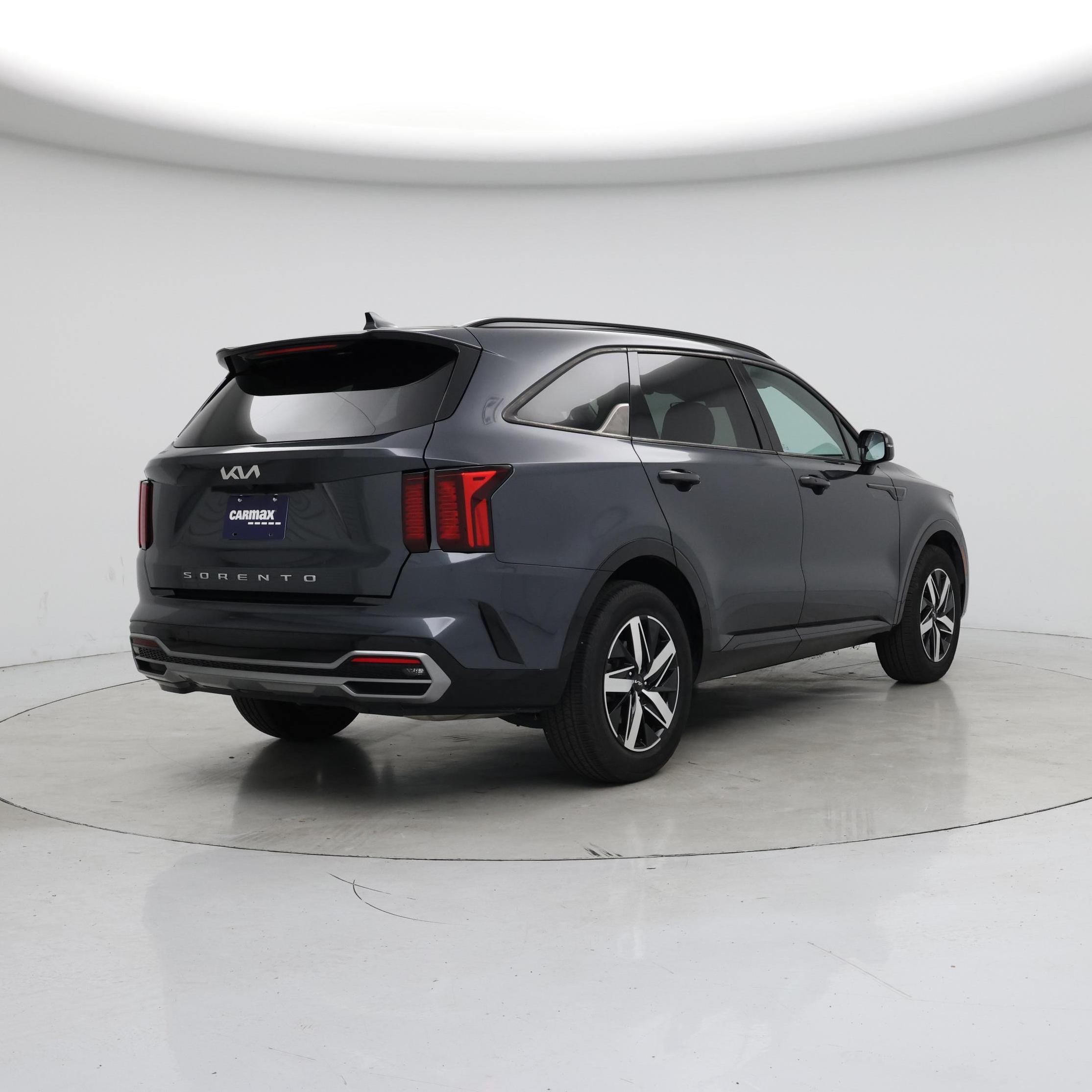 Thumbnail: 2022 Kia Sorento - 8