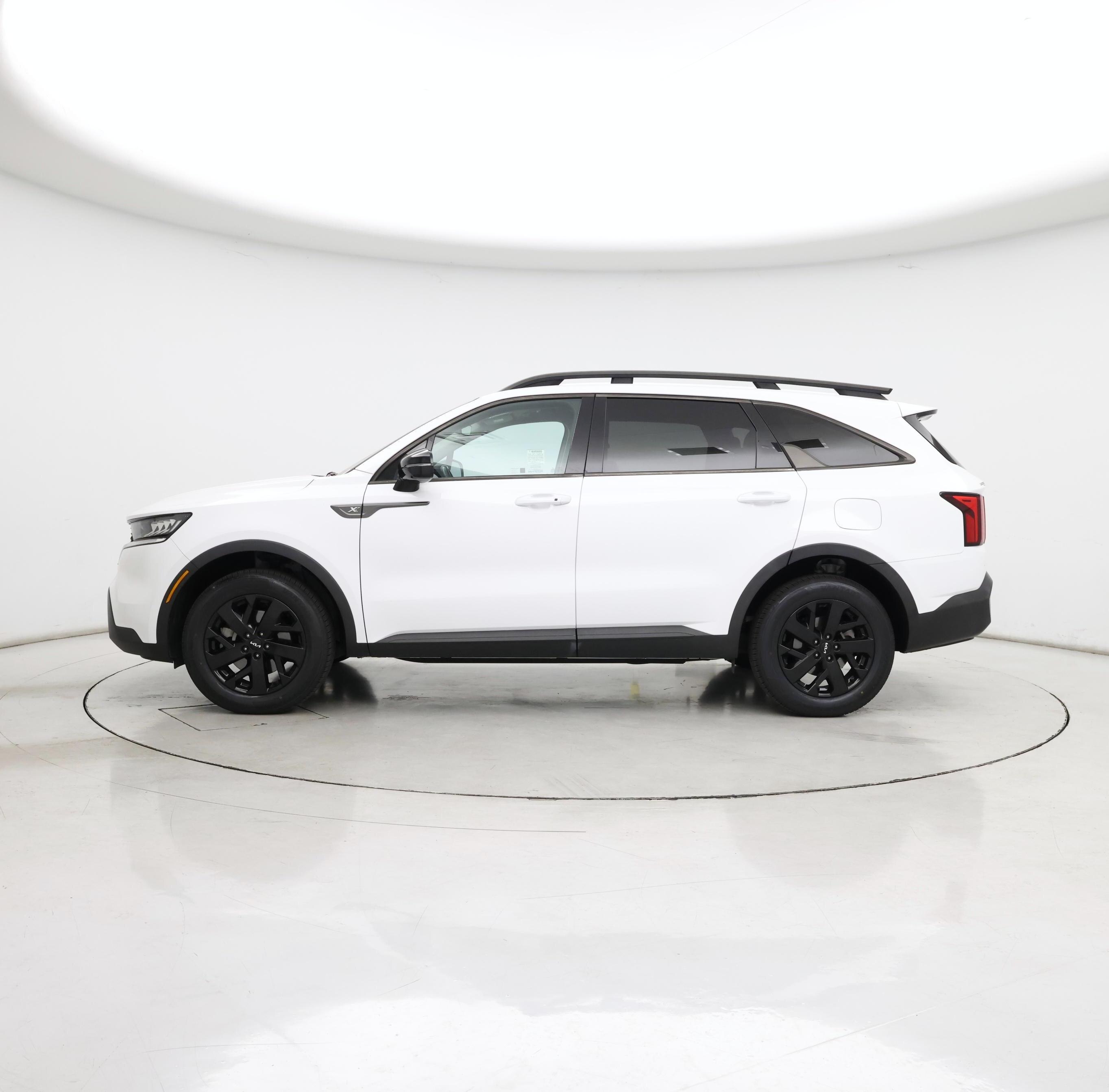Thumbnail: 2022 Kia Sorento - 3