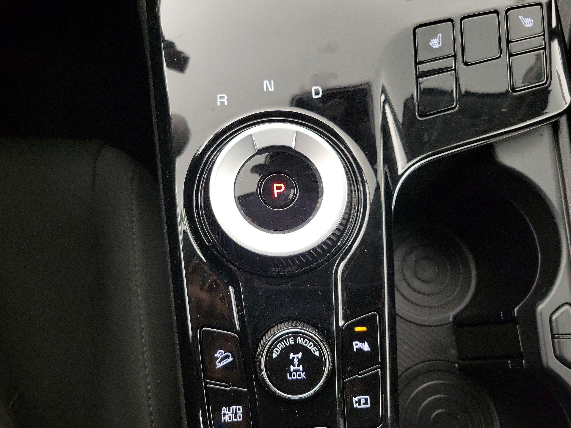 Thumbnail: 2023 Kia Sportage - 18