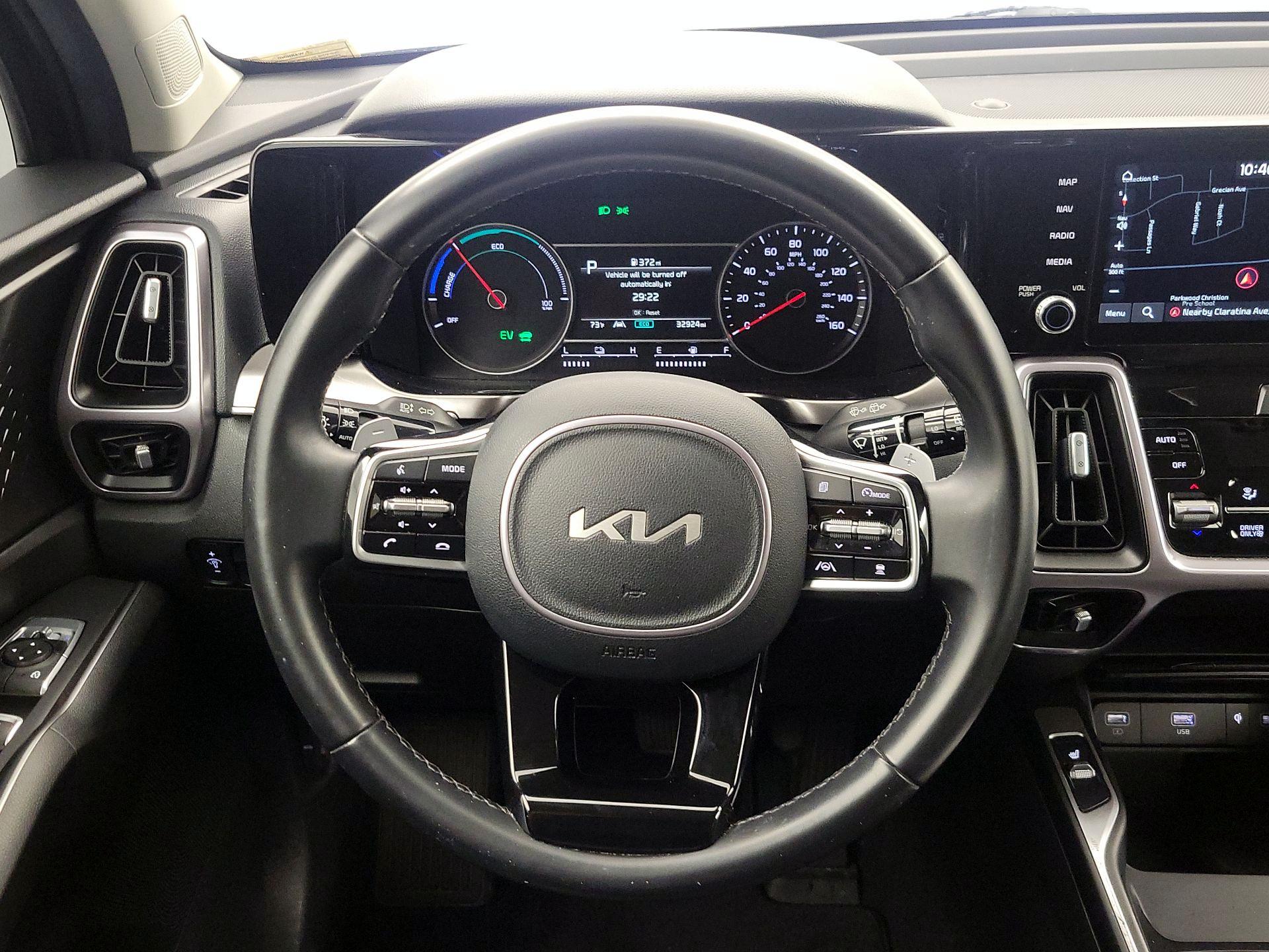 Thumbnail: 2023 Kia Sorento - 10