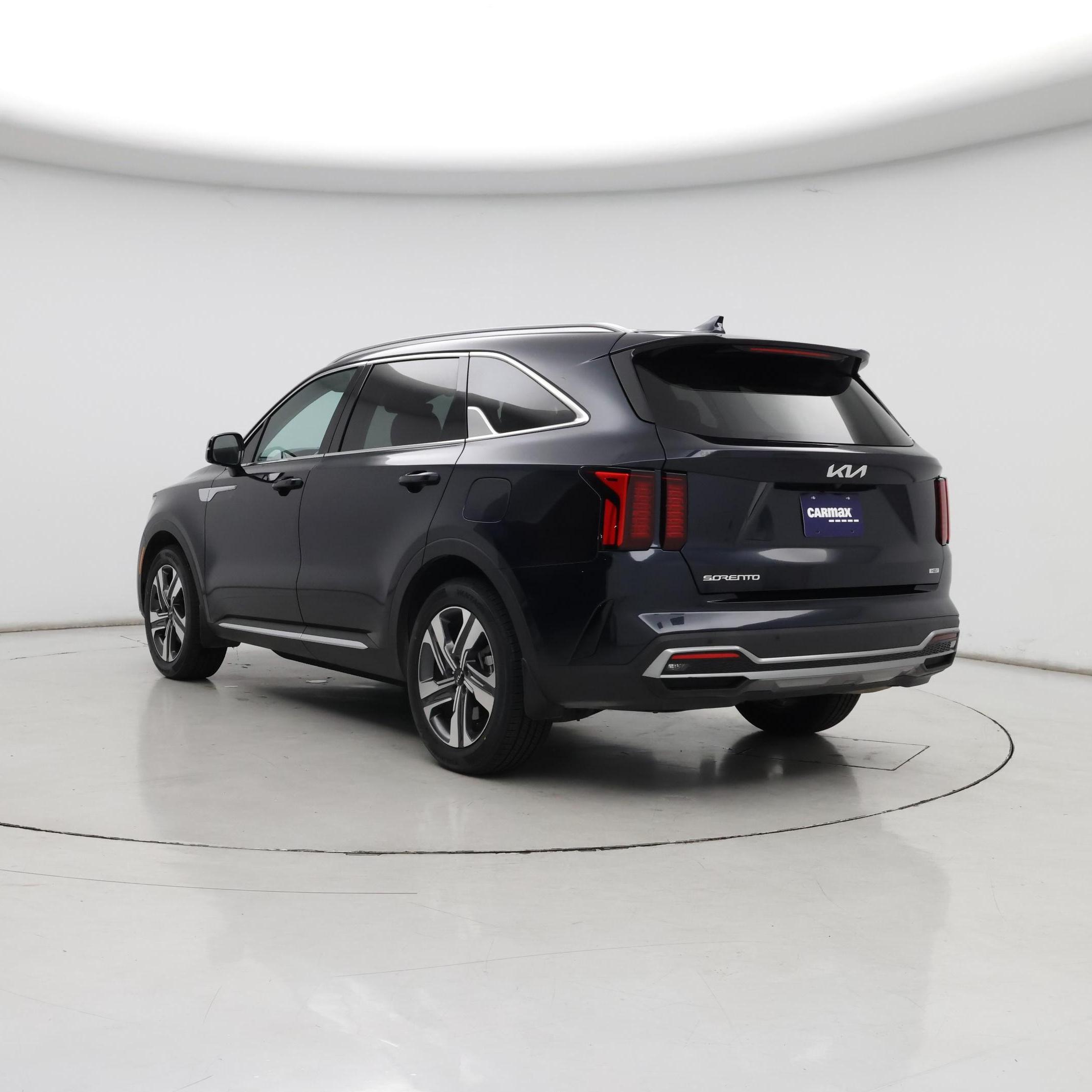 Thumbnail: 2023 Kia Sorento - 2