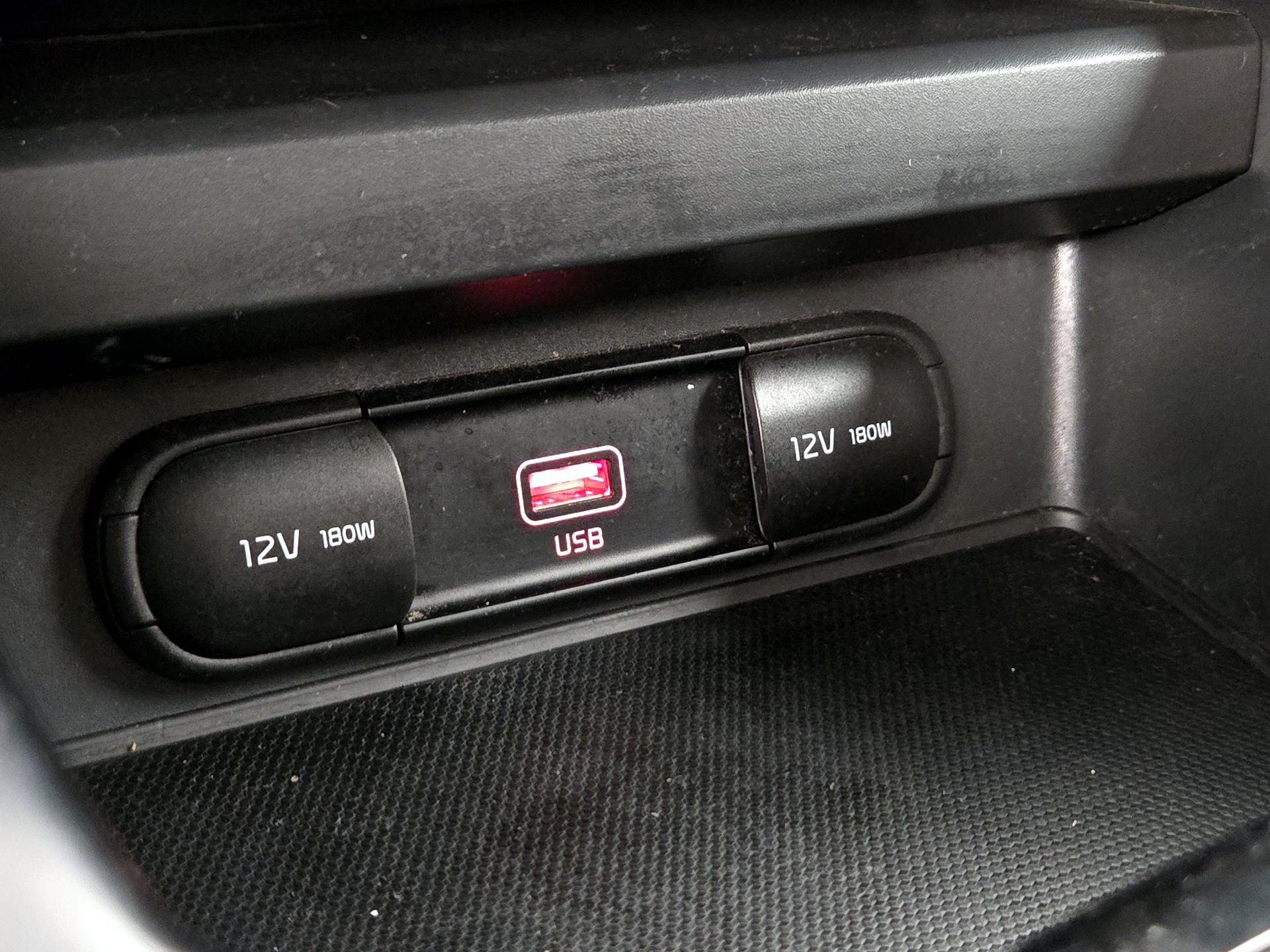 Thumbnail: 2020 Kia Soul - 18