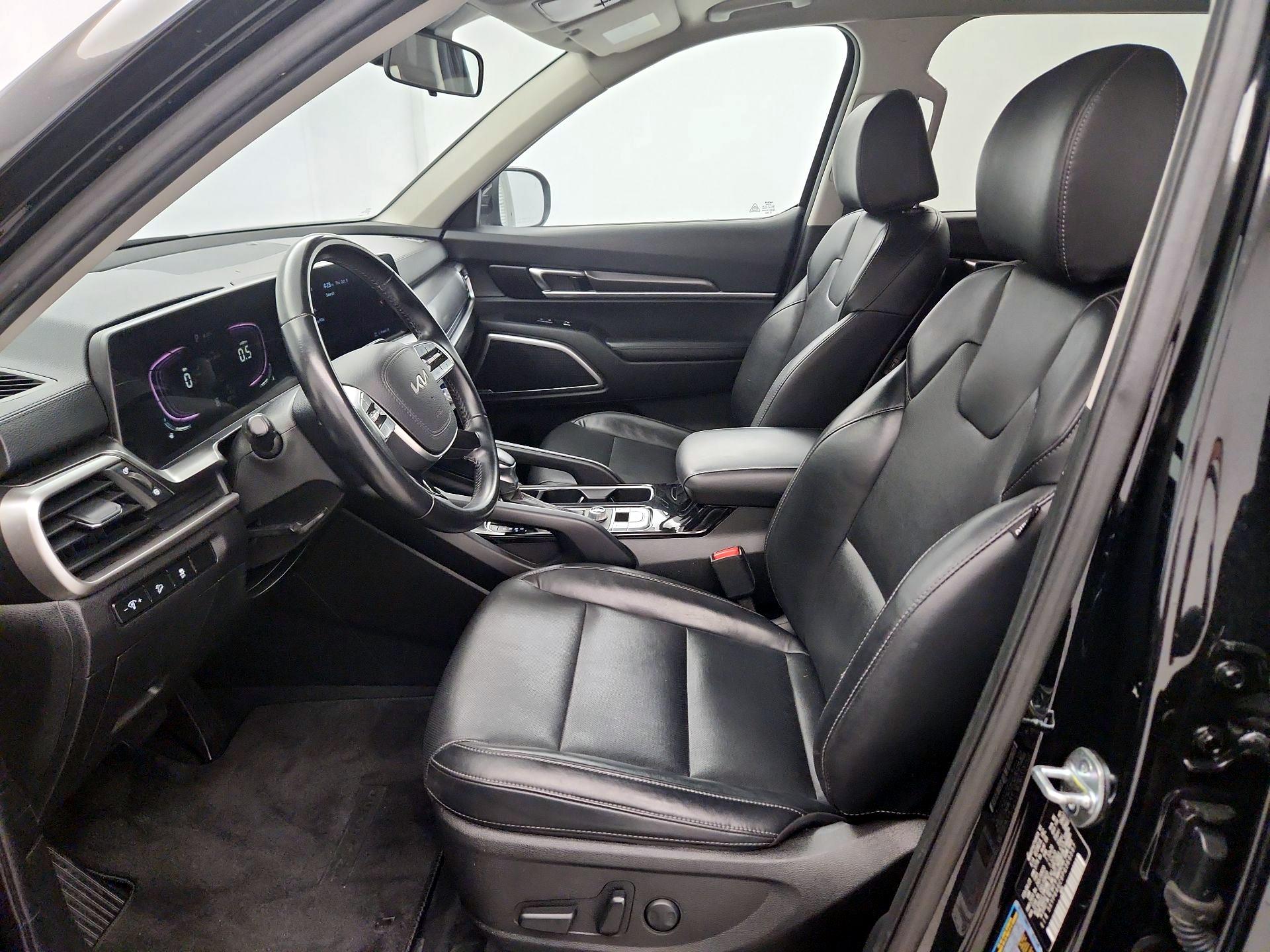 Thumbnail: 2023 Kia Telluride - 11