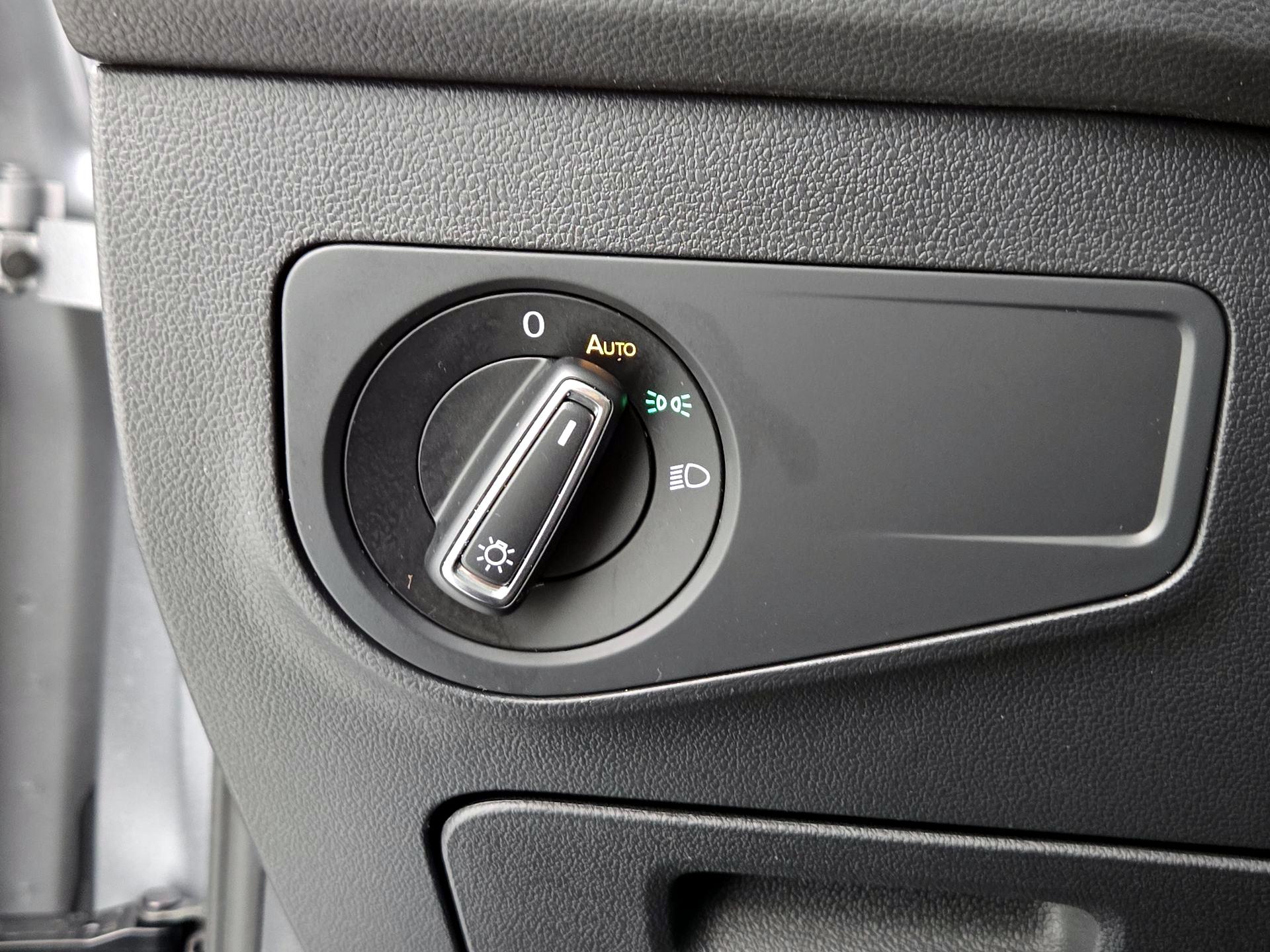 Thumbnail: 2021 Volkswagen Tiguan - 13