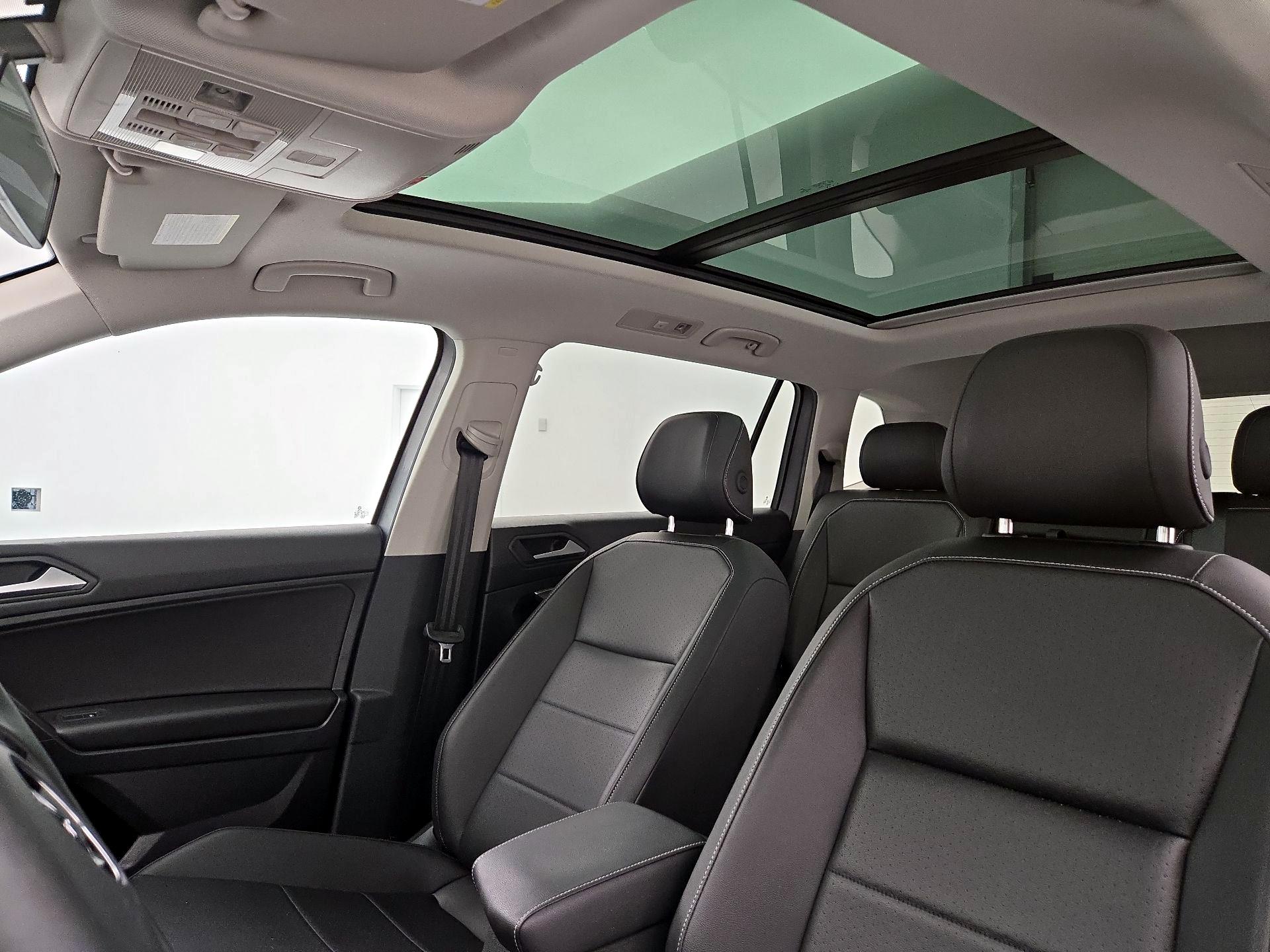 Thumbnail: 2021 Volkswagen Tiguan - 19