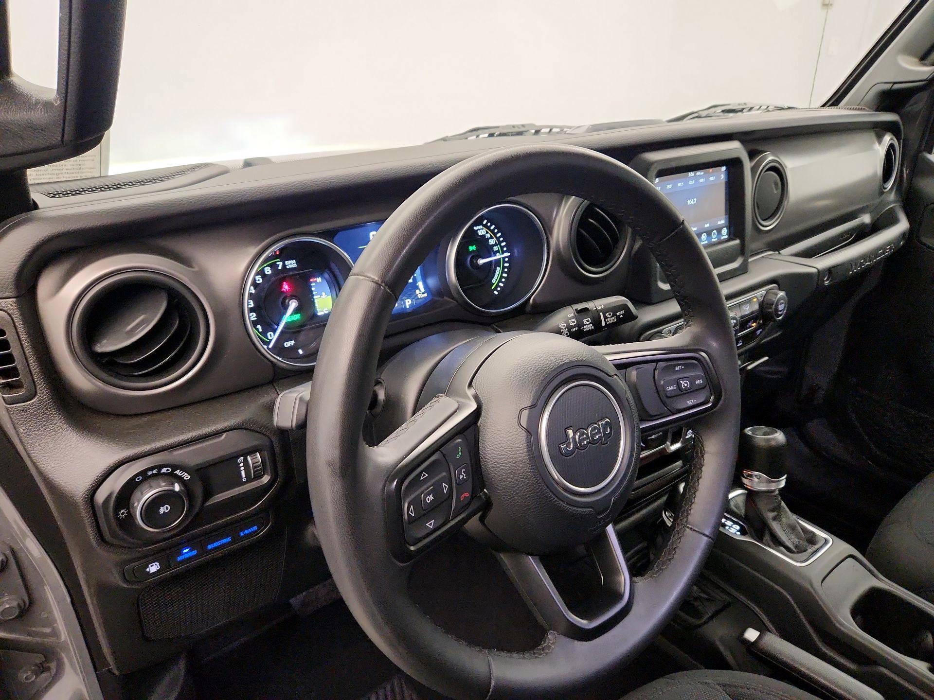 Thumbnail: 2023 Jeep Wrangler - 9