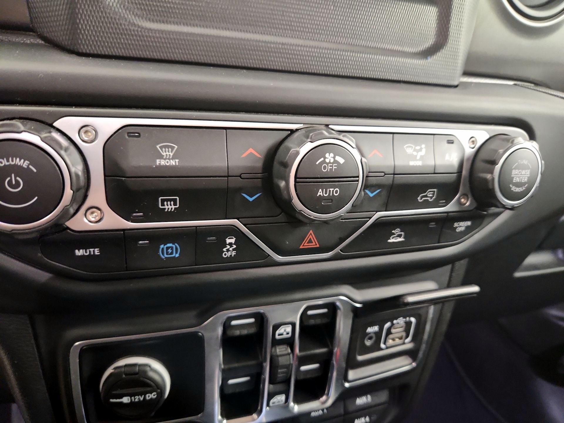 Thumbnail: 2023 Jeep Wrangler - 16