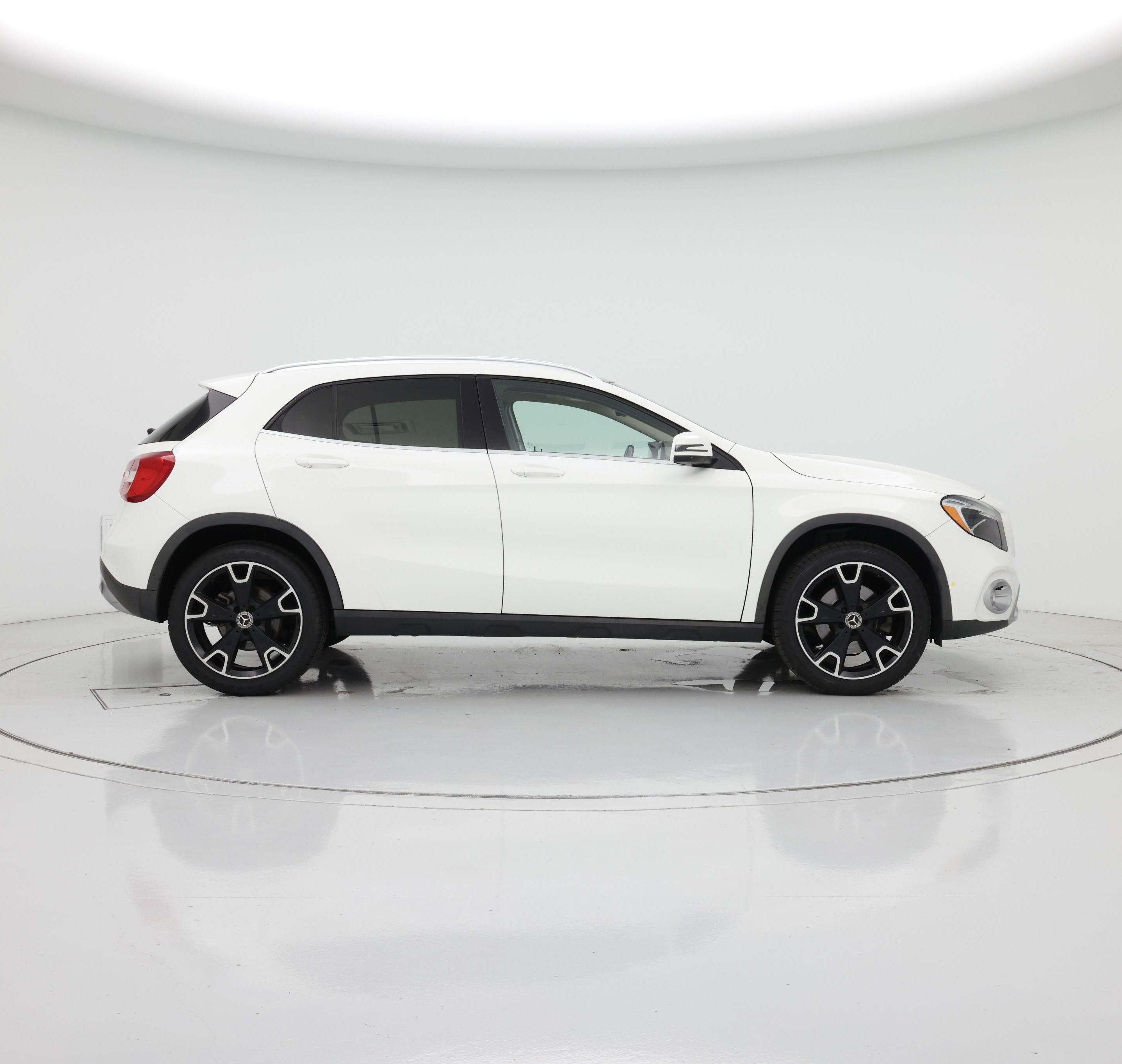 Thumbnail: 2020 Mercedes-Benz GLA - 7