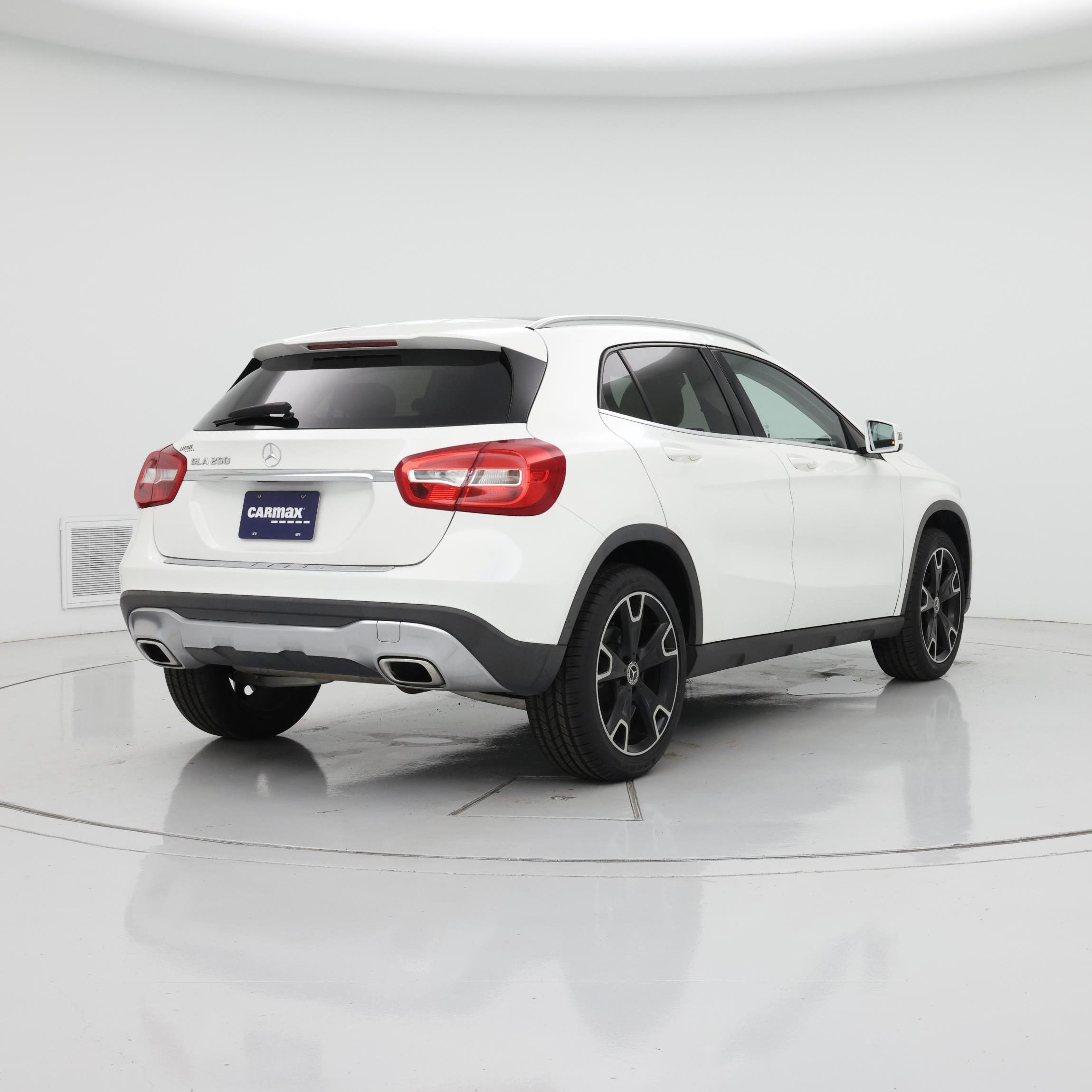 Thumbnail: 2020 Mercedes-Benz GLA - 8