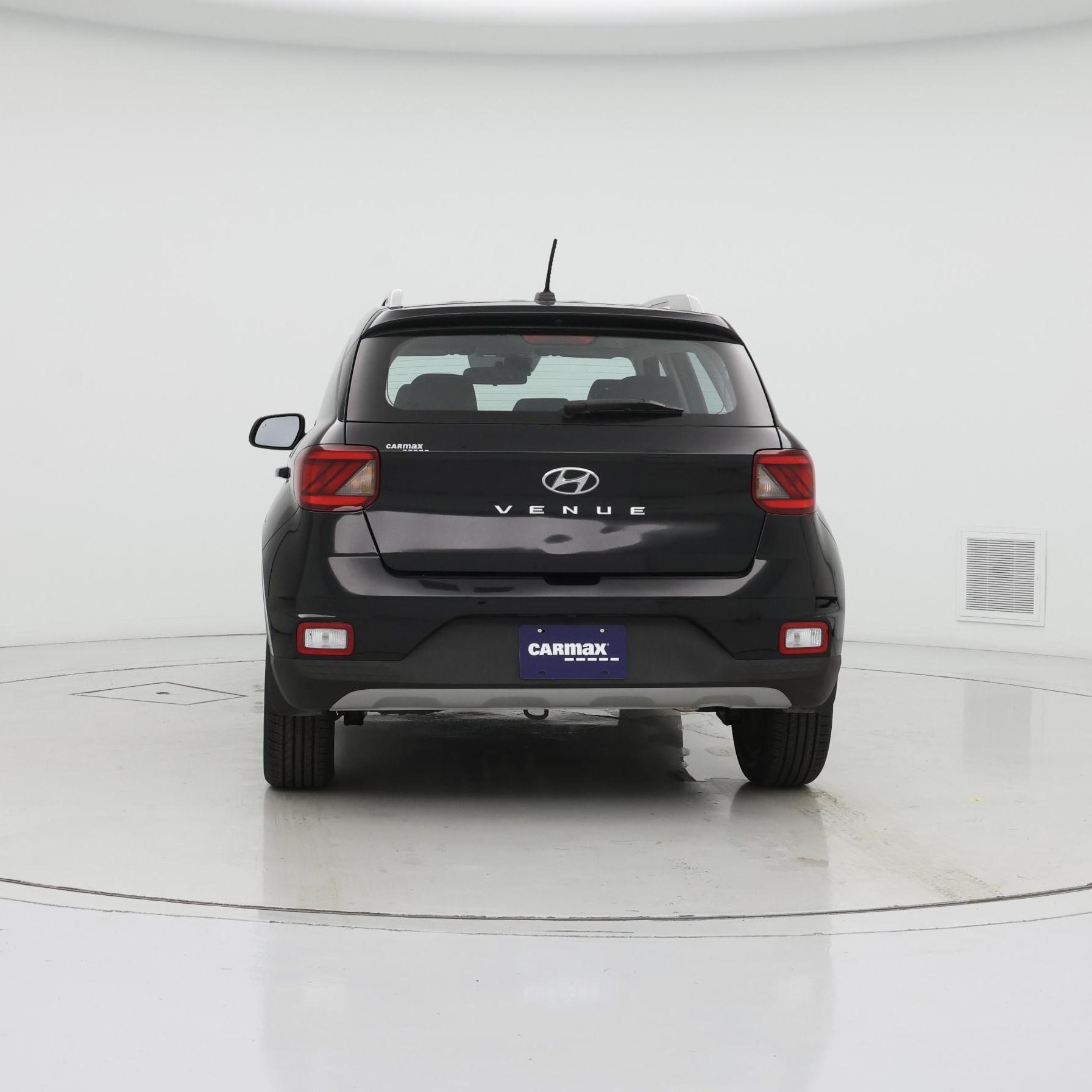 Thumbnail: 2023 Hyundai Venue - 6