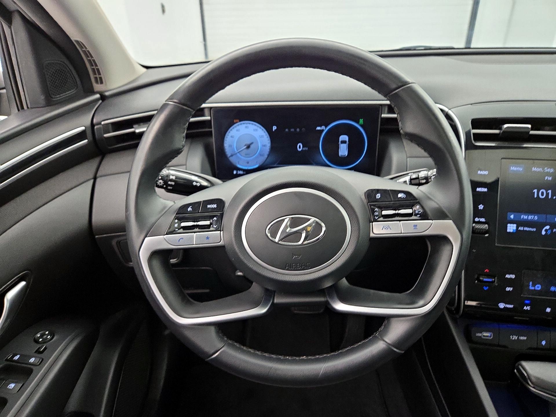 Thumbnail: 2023 Hyundai Tucson - 10