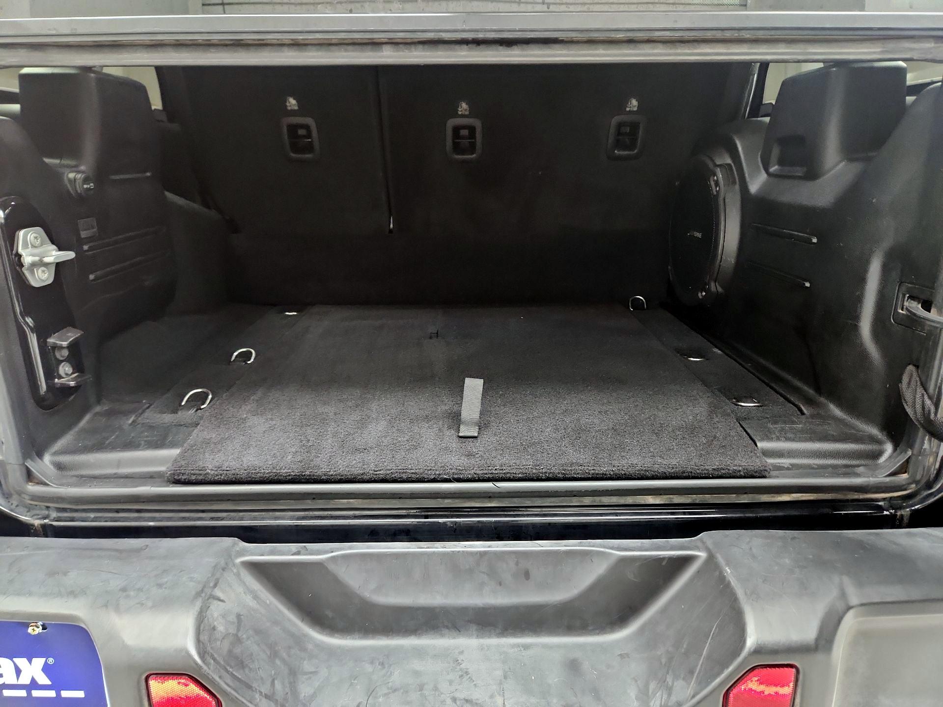 Thumbnail: 2023 Jeep Wrangler - 20