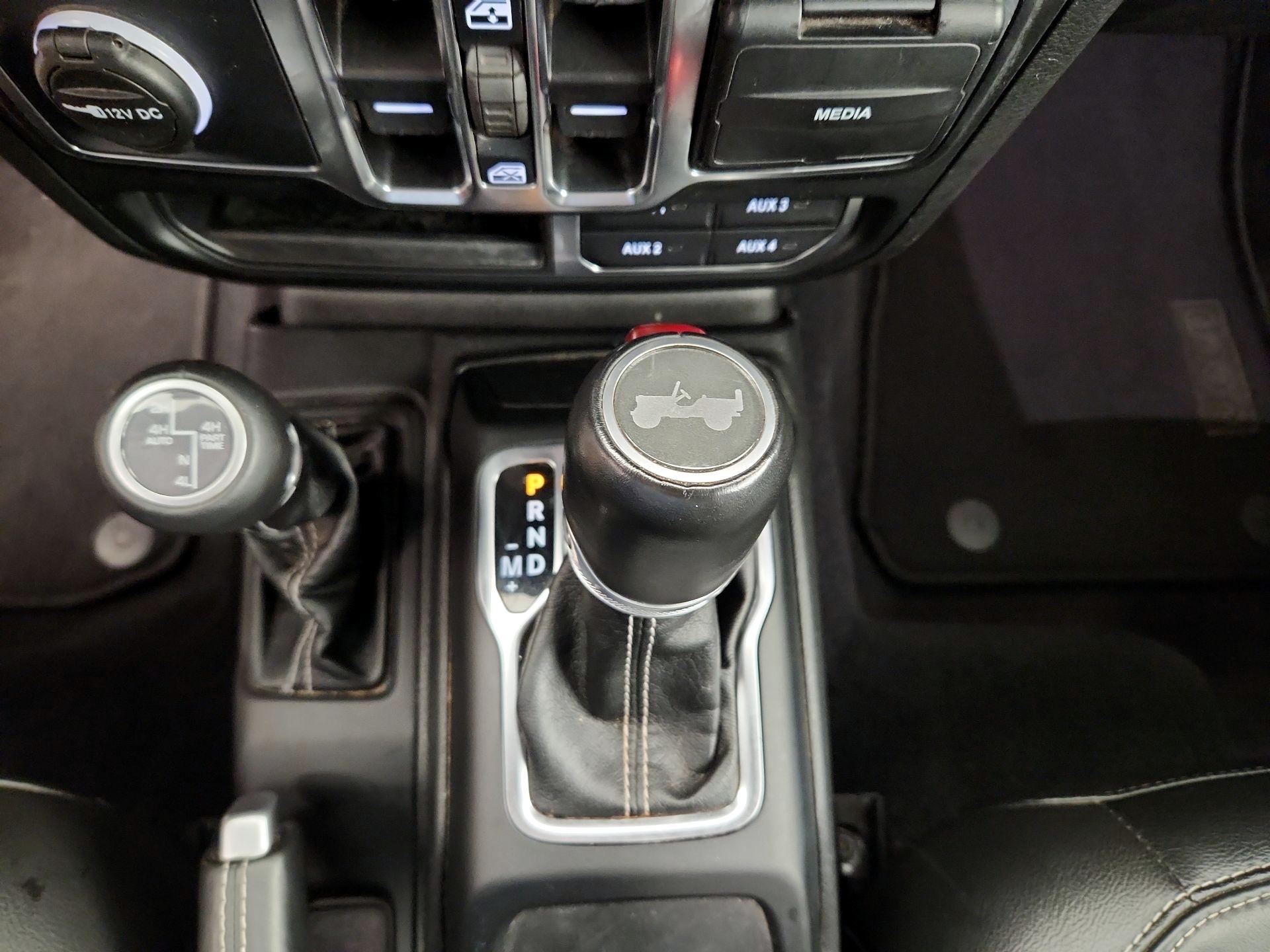 Thumbnail: 2023 Jeep Wrangler - 18