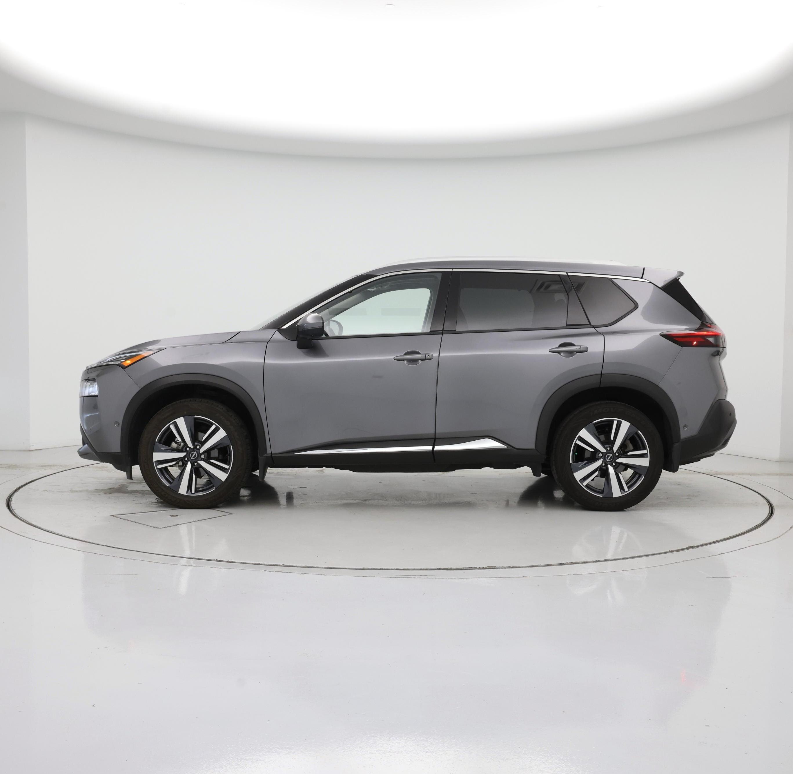 Thumbnail: 2023 Nissan Rogue - 3