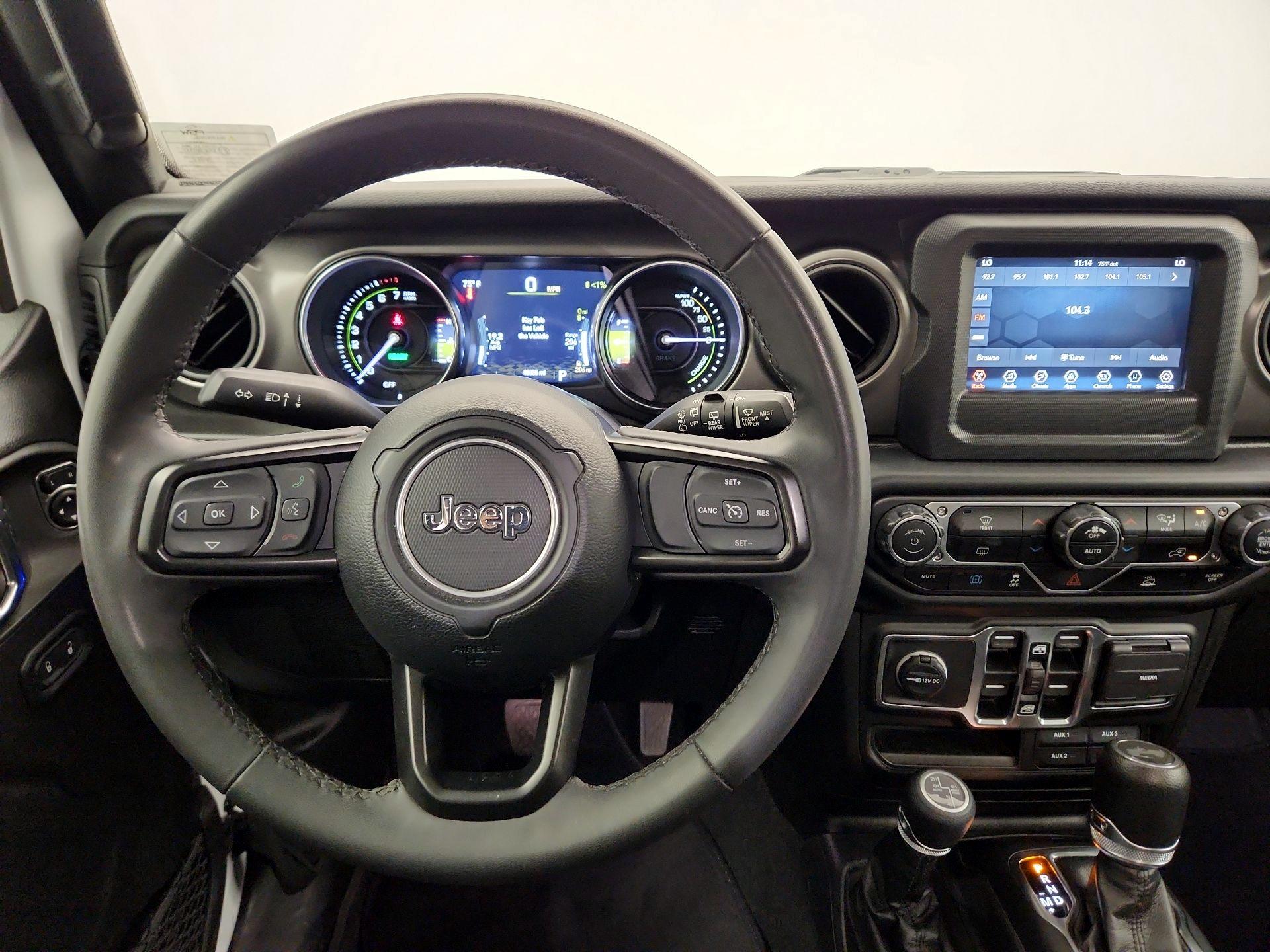 Thumbnail: 2023 Jeep Wrangler - 10