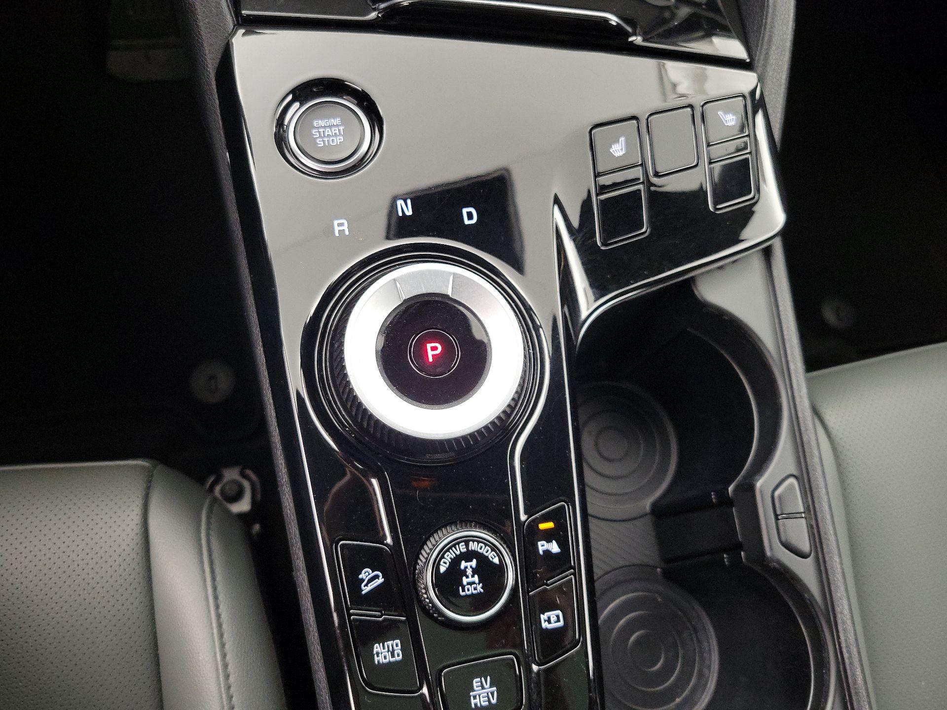 Thumbnail: 2023 Kia Sportage - 18