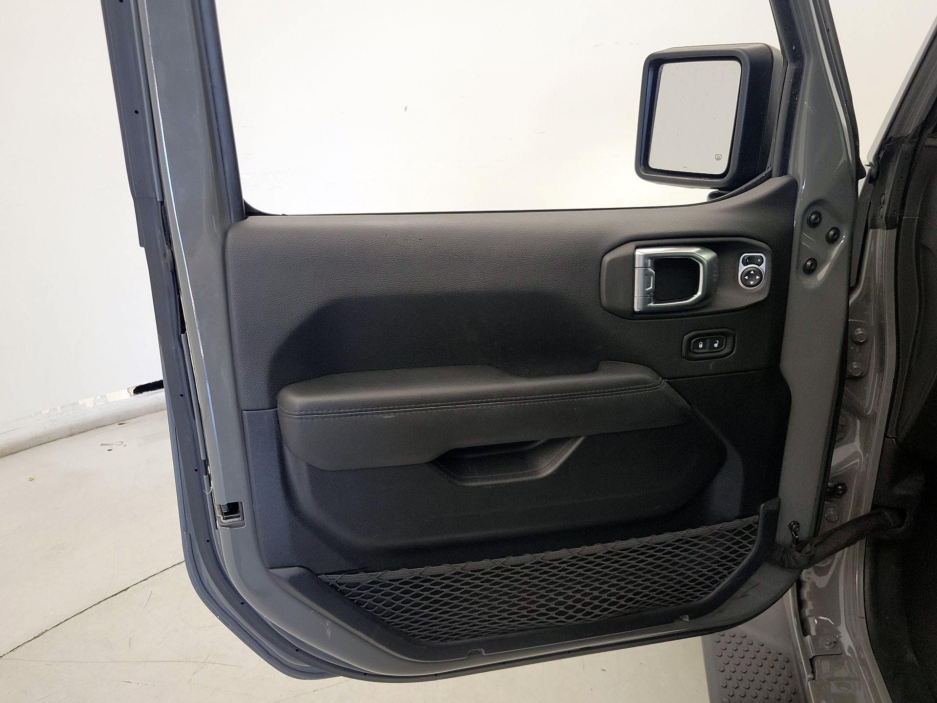 Thumbnail: 2021 Jeep Wrangler - 12