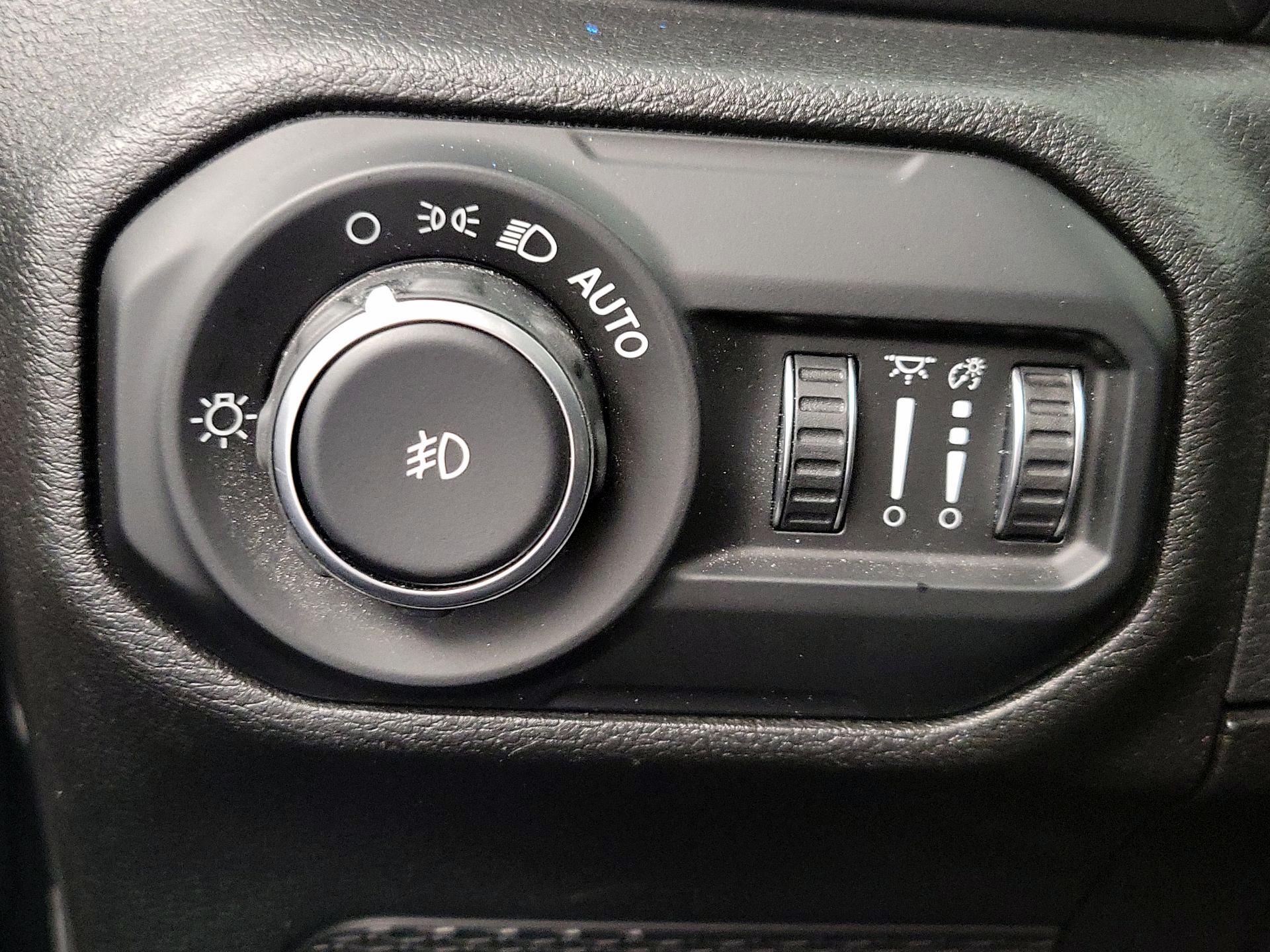 Thumbnail: 2021 Jeep Wrangler - 13