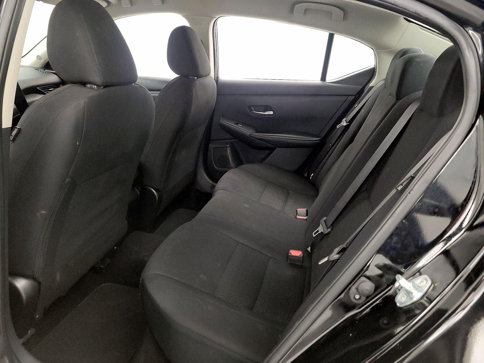 Thumbnail: 2023 Nissan Sentra - 19