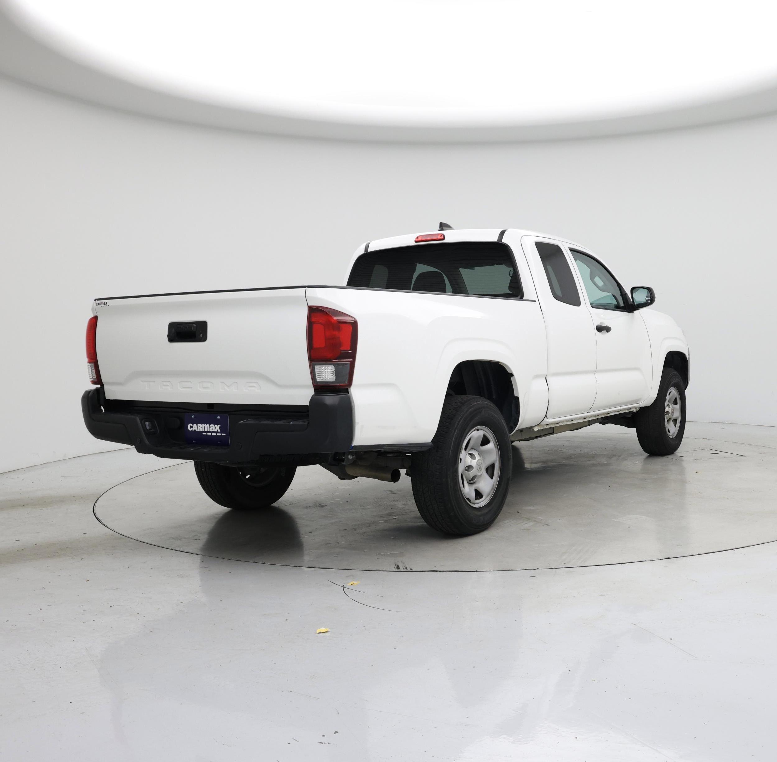 Thumbnail: 2023 Toyota Tacoma - 8