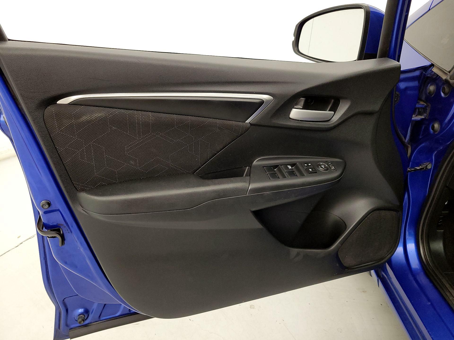 Thumbnail: 2015 Honda Fit - 12