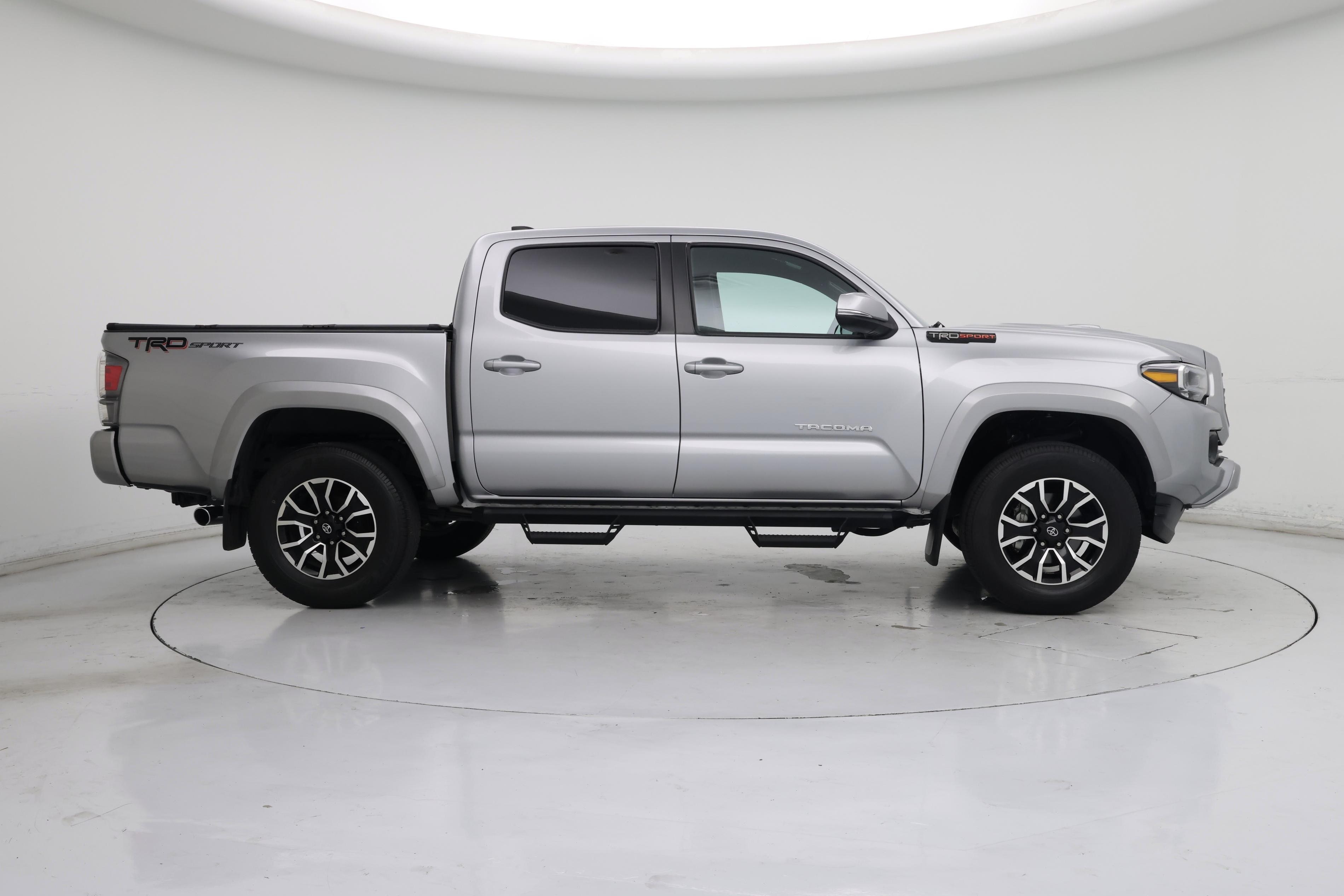 Thumbnail: 2021 Toyota Tacoma - 7