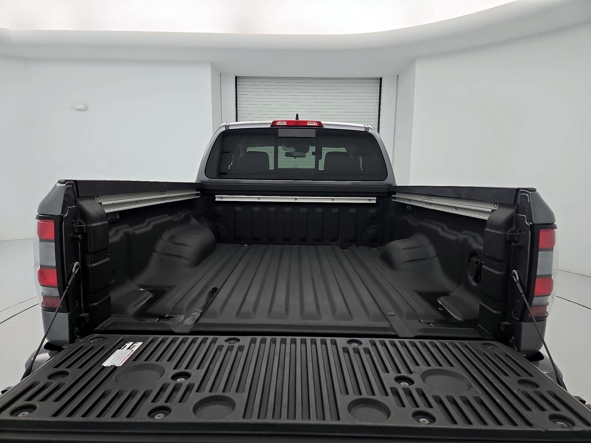 Thumbnail: 2023 Nissan Frontier - 20