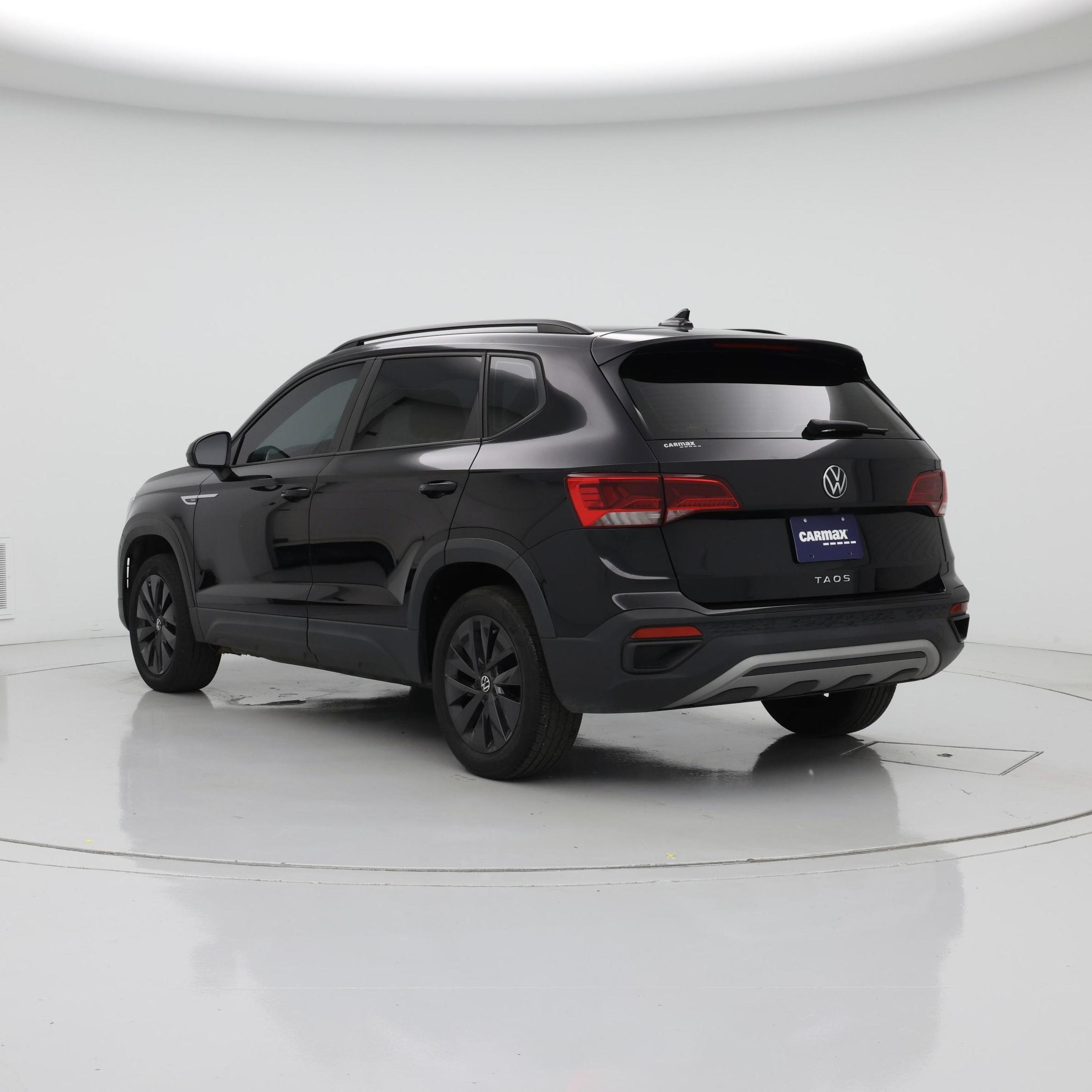 Thumbnail: 2022 Volkswagen Taos - 2