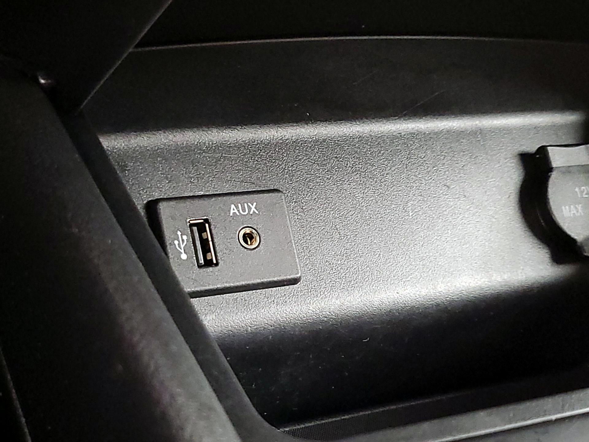 Thumbnail: 2016 Nissan Altima - 18