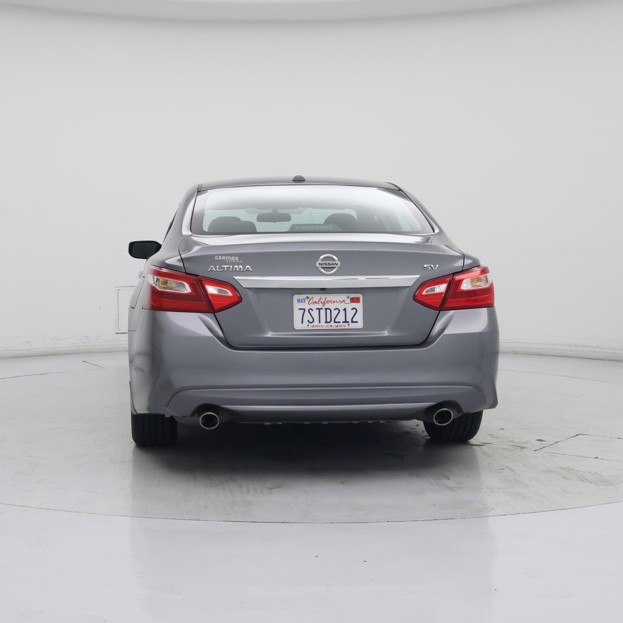 Thumbnail: 2016 Nissan Altima - 6