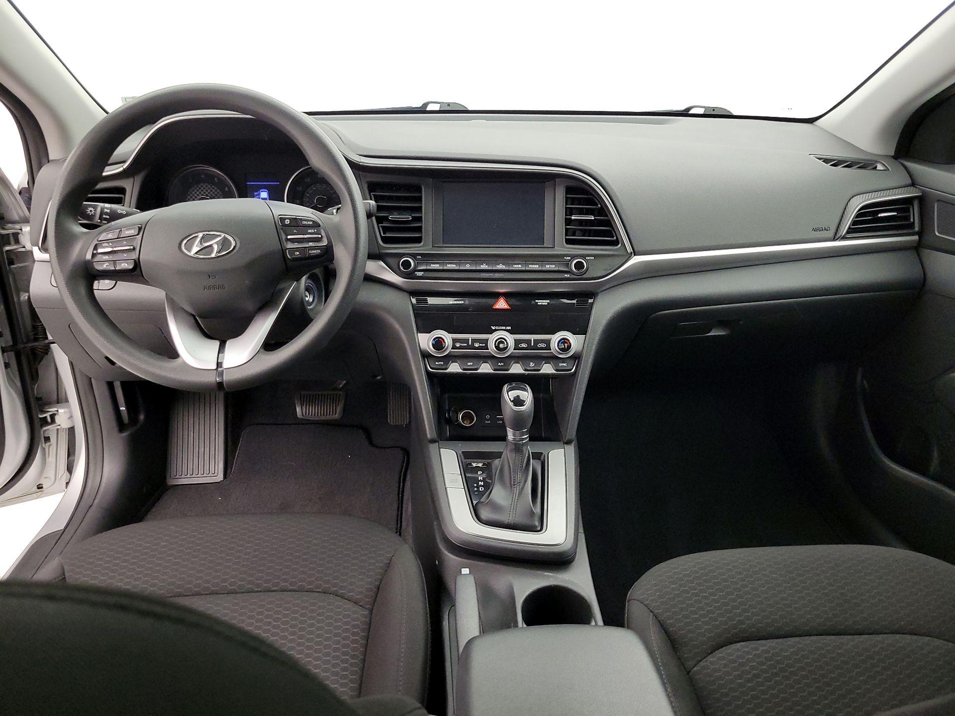 Thumbnail: 2020 Hyundai Elantra - 9