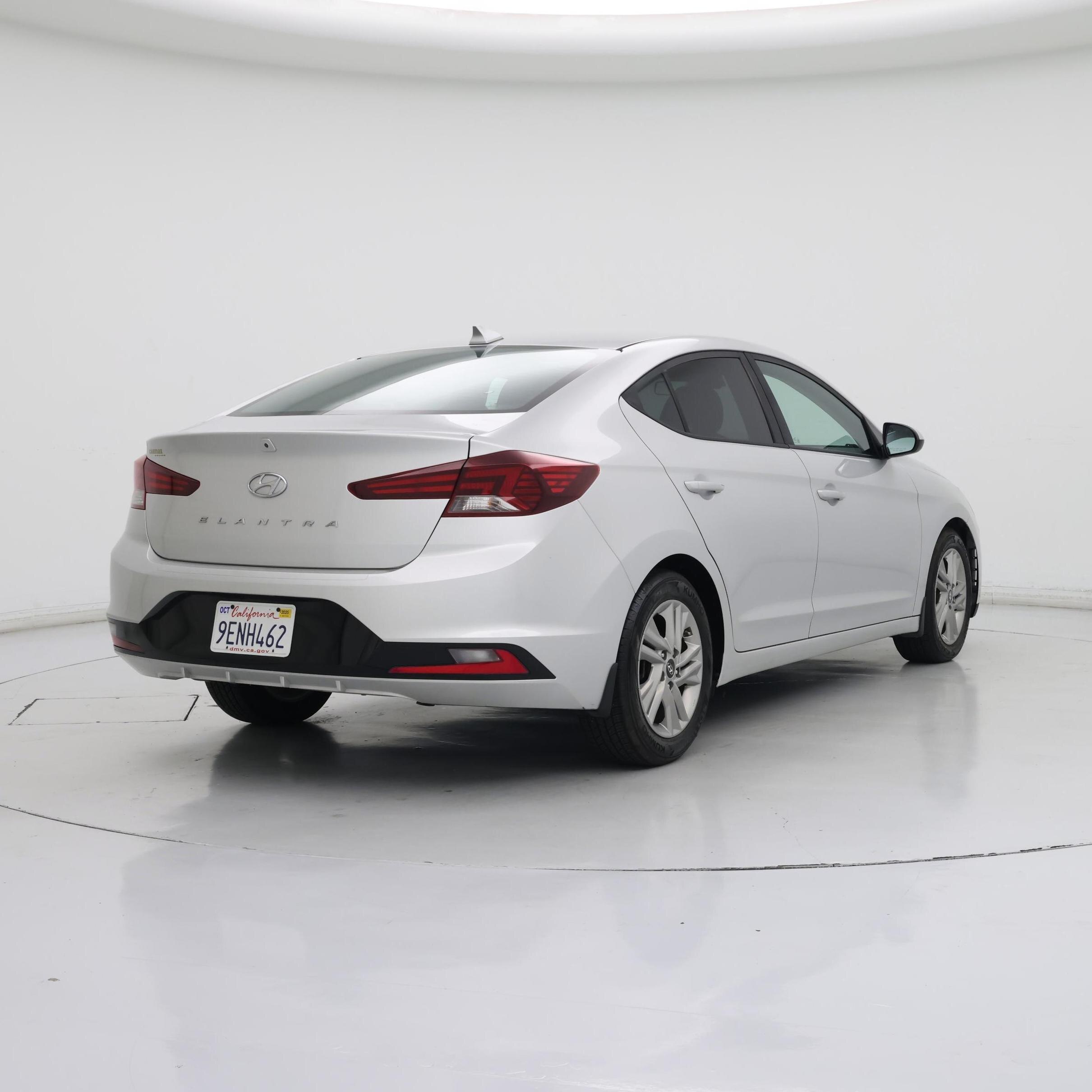 Thumbnail: 2020 Hyundai Elantra - 8