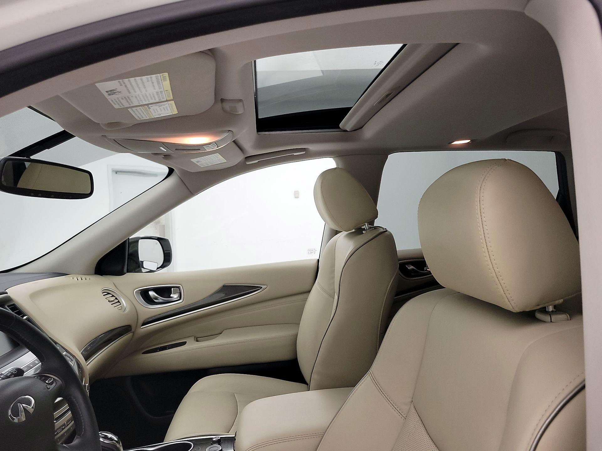 Thumbnail: 2018 INFINITI QX60 - 18