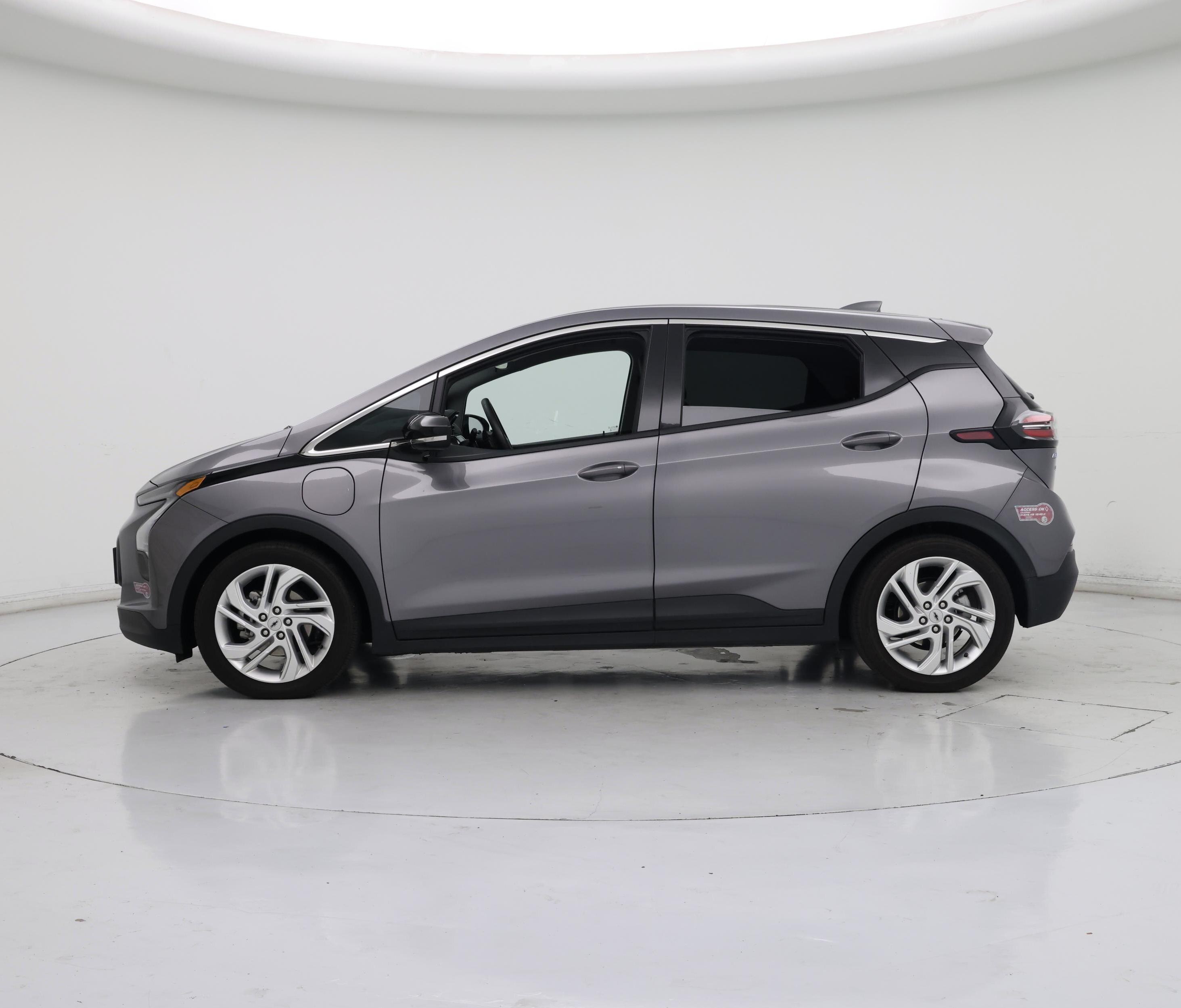 Thumbnail: 2023 Chevrolet Bolt EUV - 3