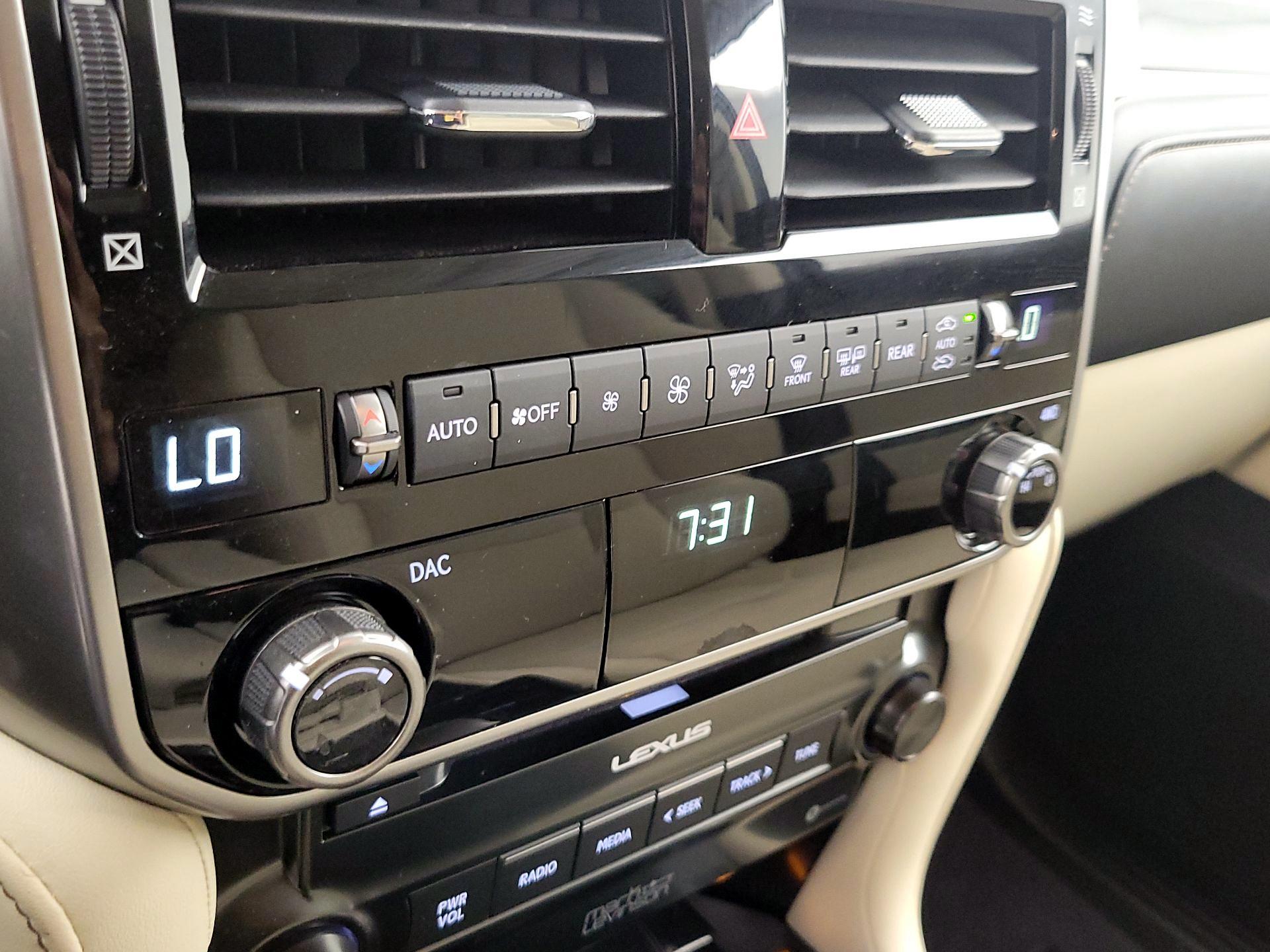 Thumbnail: 2023 Lexus GX - 17