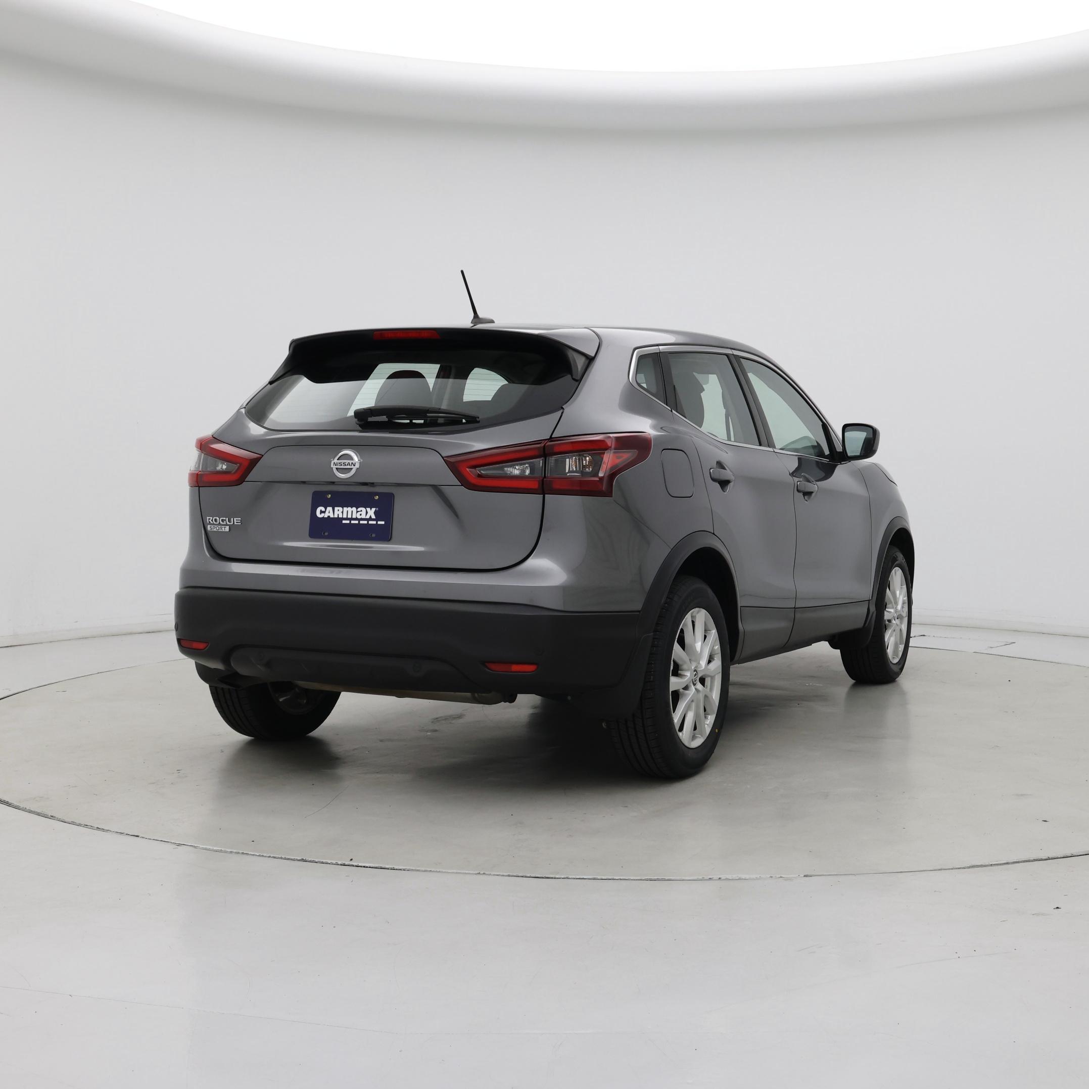 Thumbnail: 2021 Nissan Rogue Sport - 8