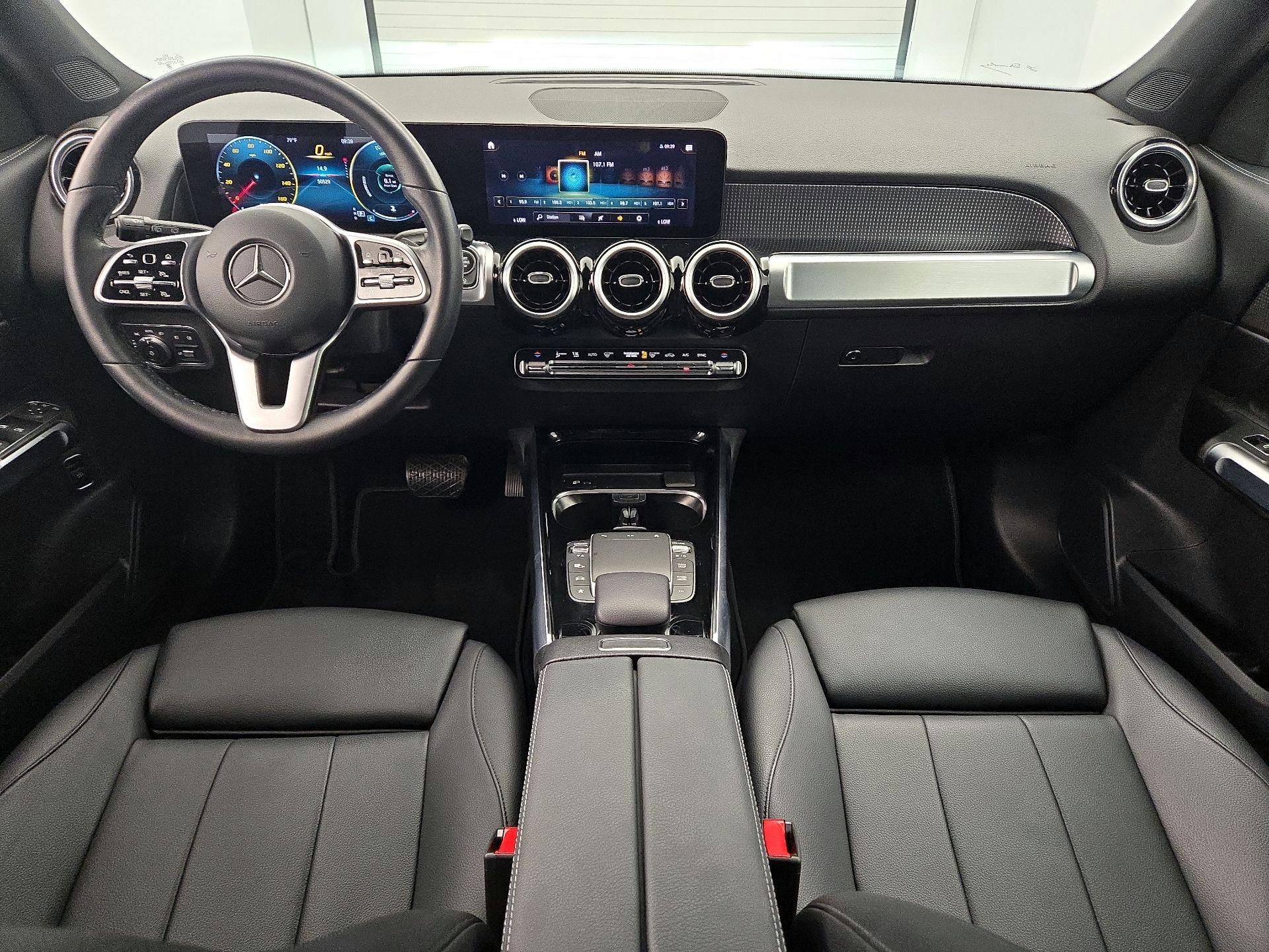 Thumbnail: 2022 Mercedes-Benz GLB - 9