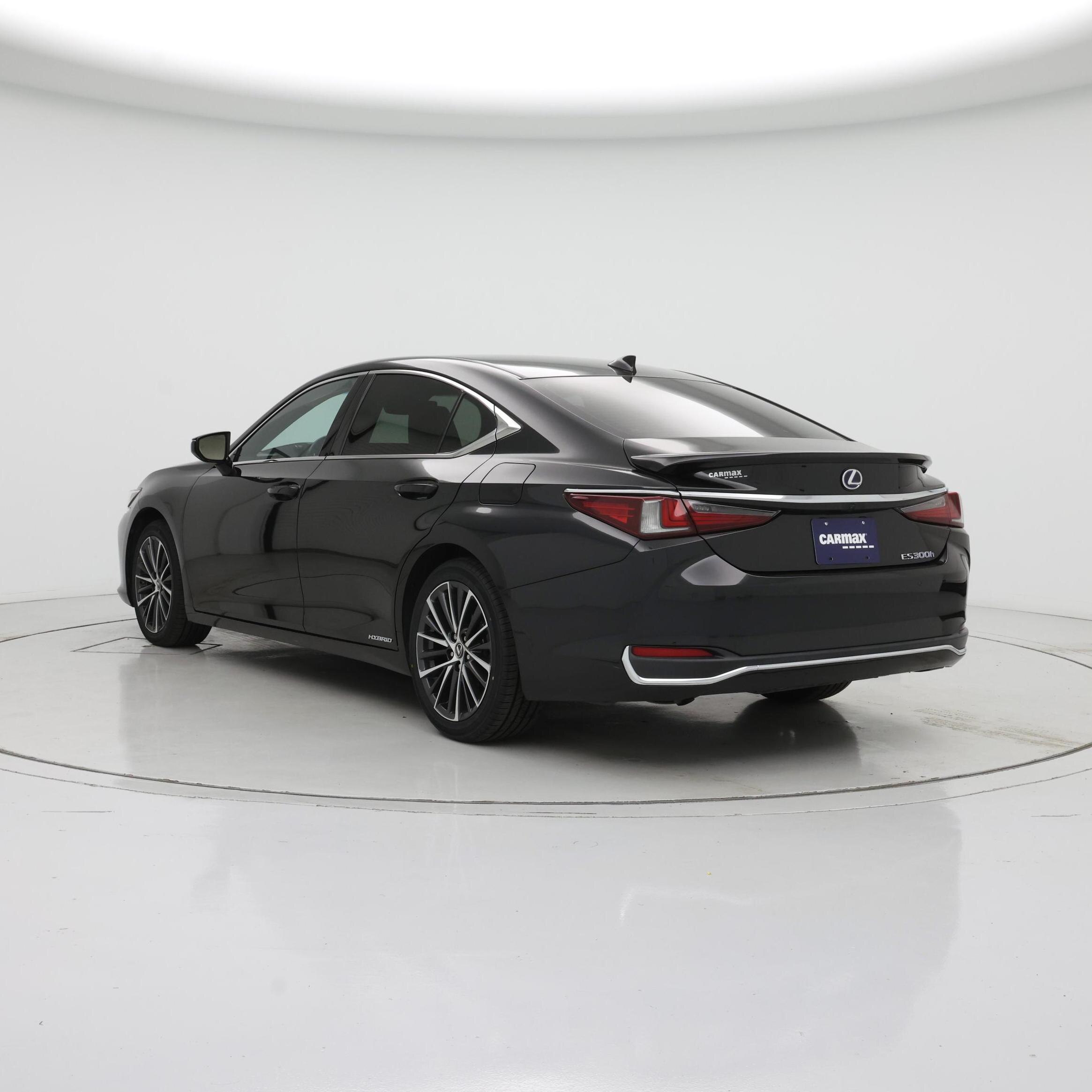Thumbnail: 2022 Lexus ES - 2
