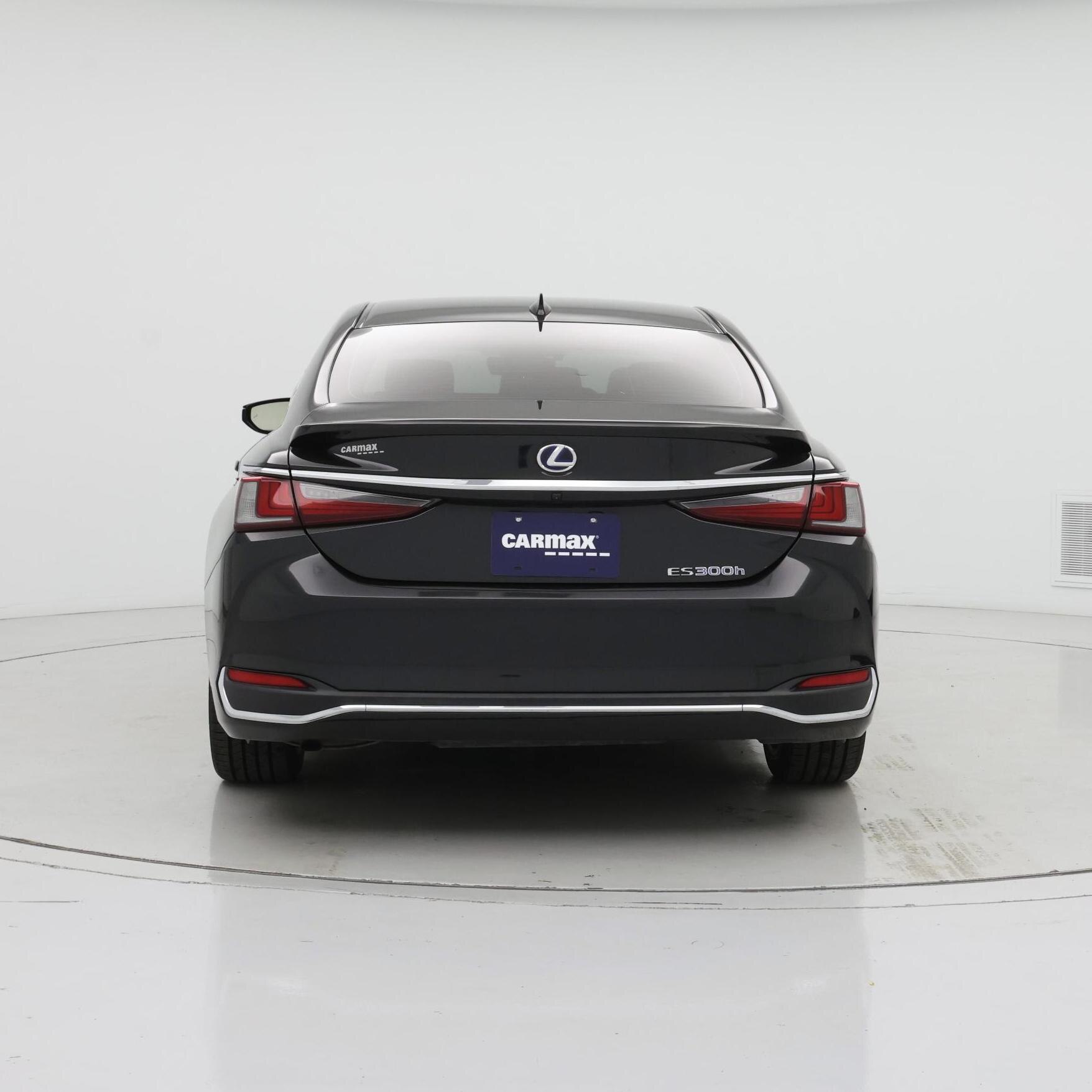 Thumbnail: 2022 Lexus ES - 6