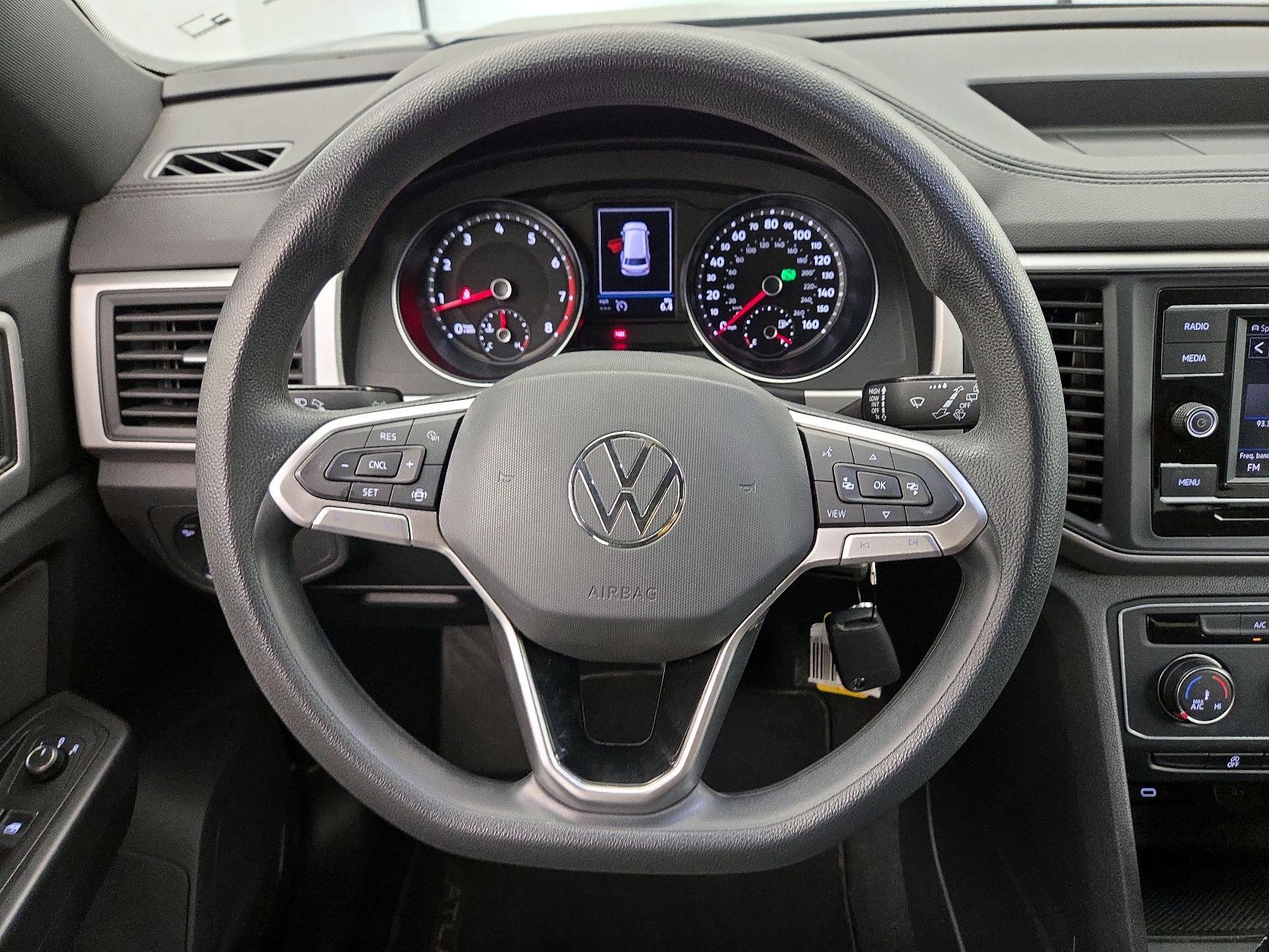 Thumbnail: 2021 Volkswagen Atlas - 10