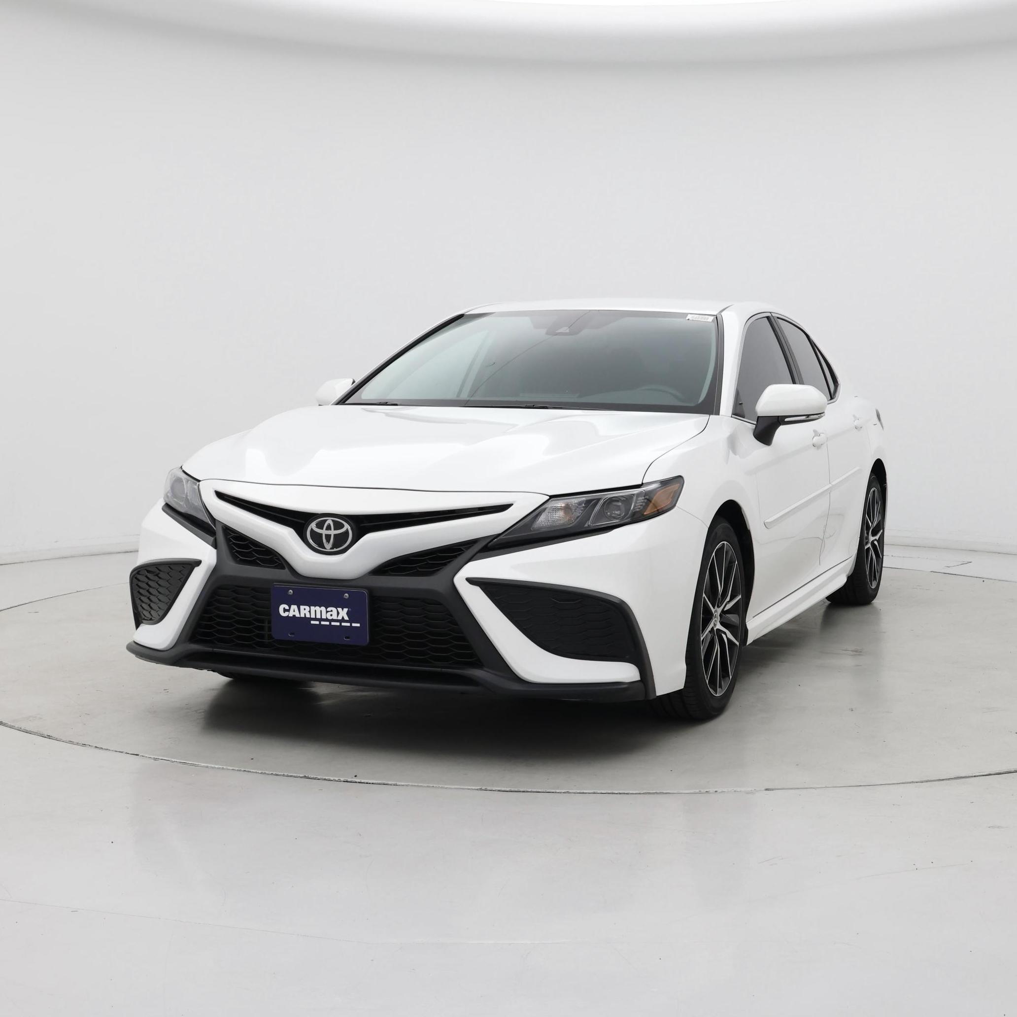 Thumbnail: 2021 Toyota Camry - 4