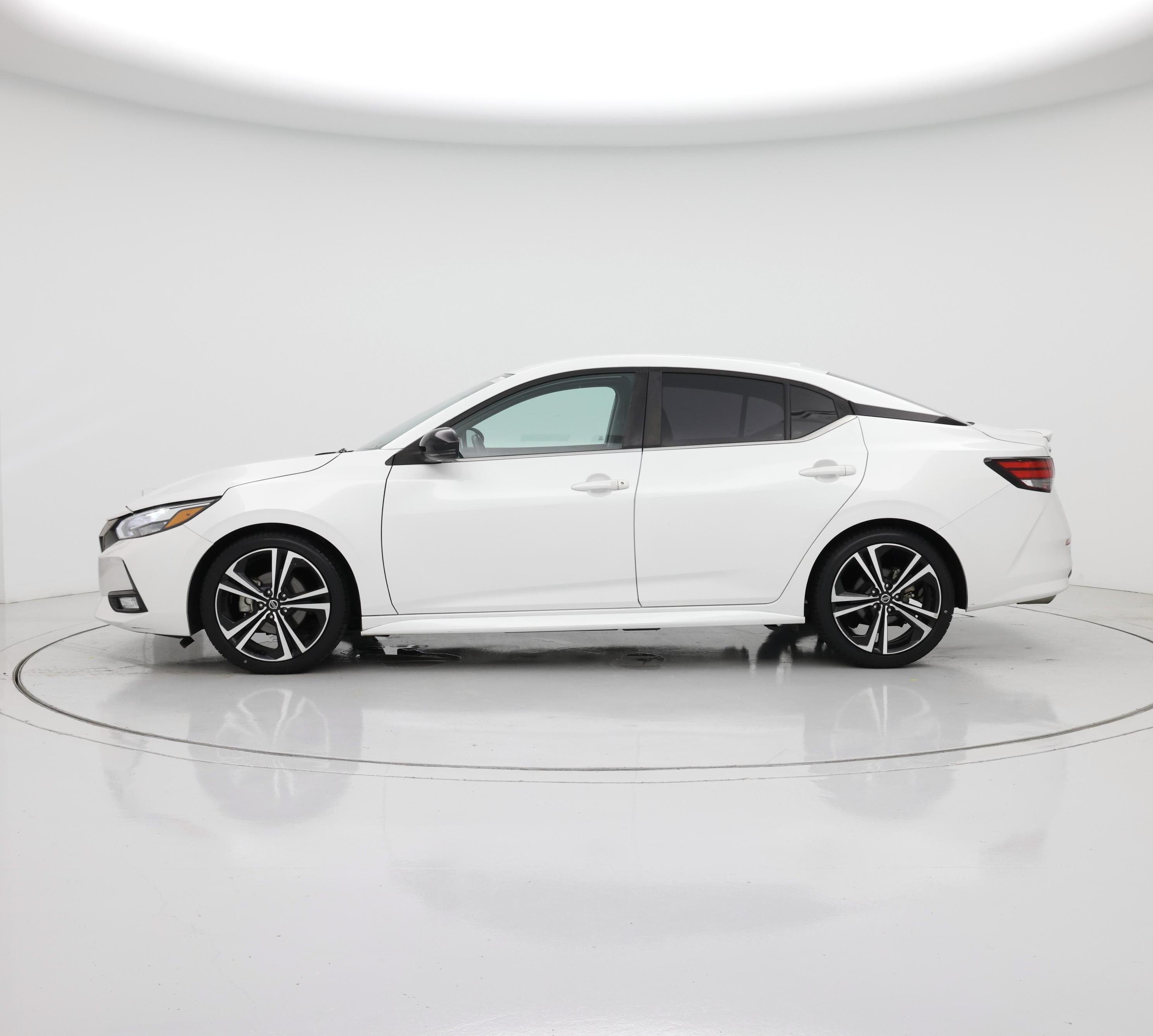 Thumbnail: 2021 Nissan Sentra - 3