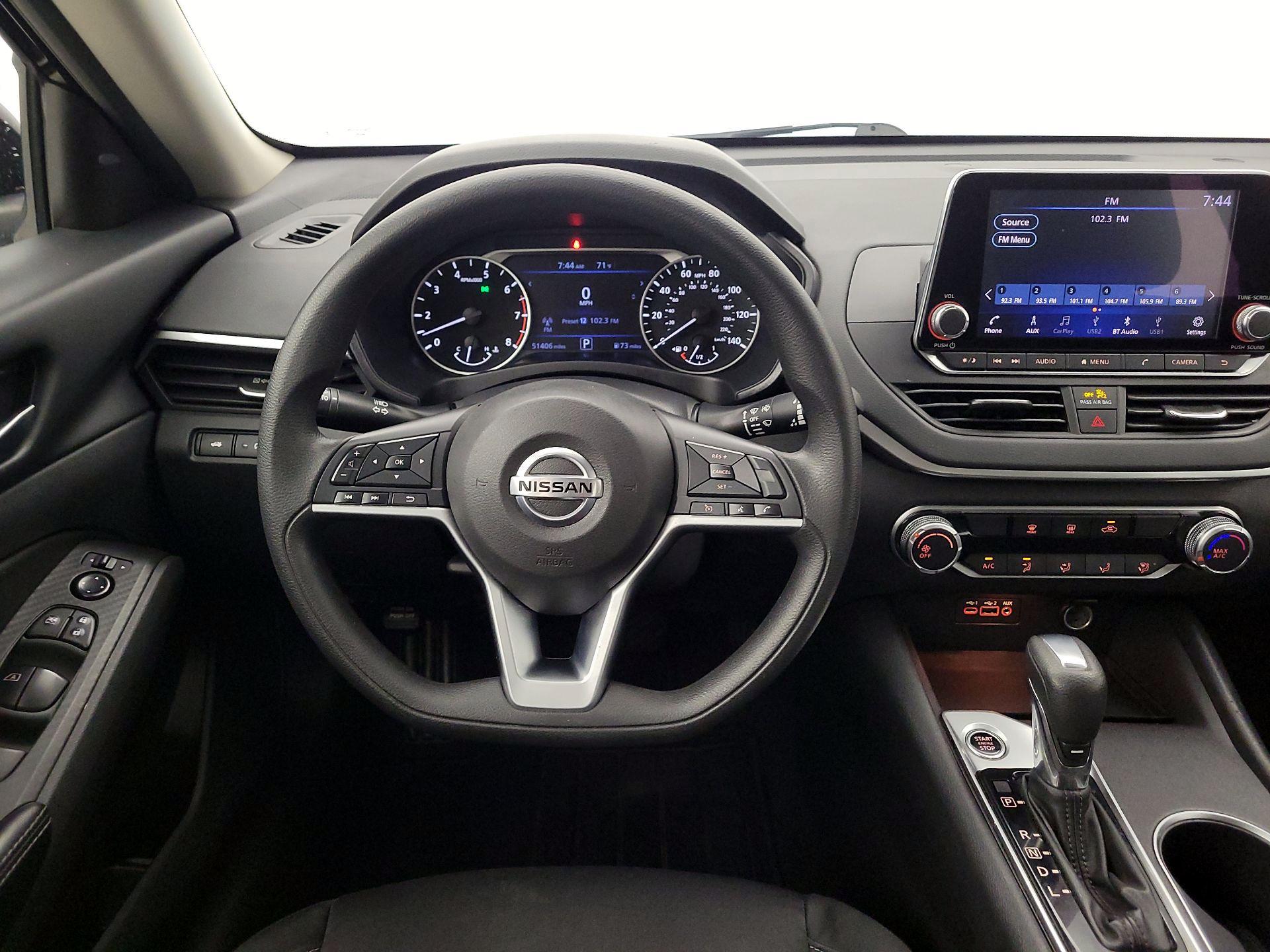 Thumbnail: 2022 Nissan Altima - 10
