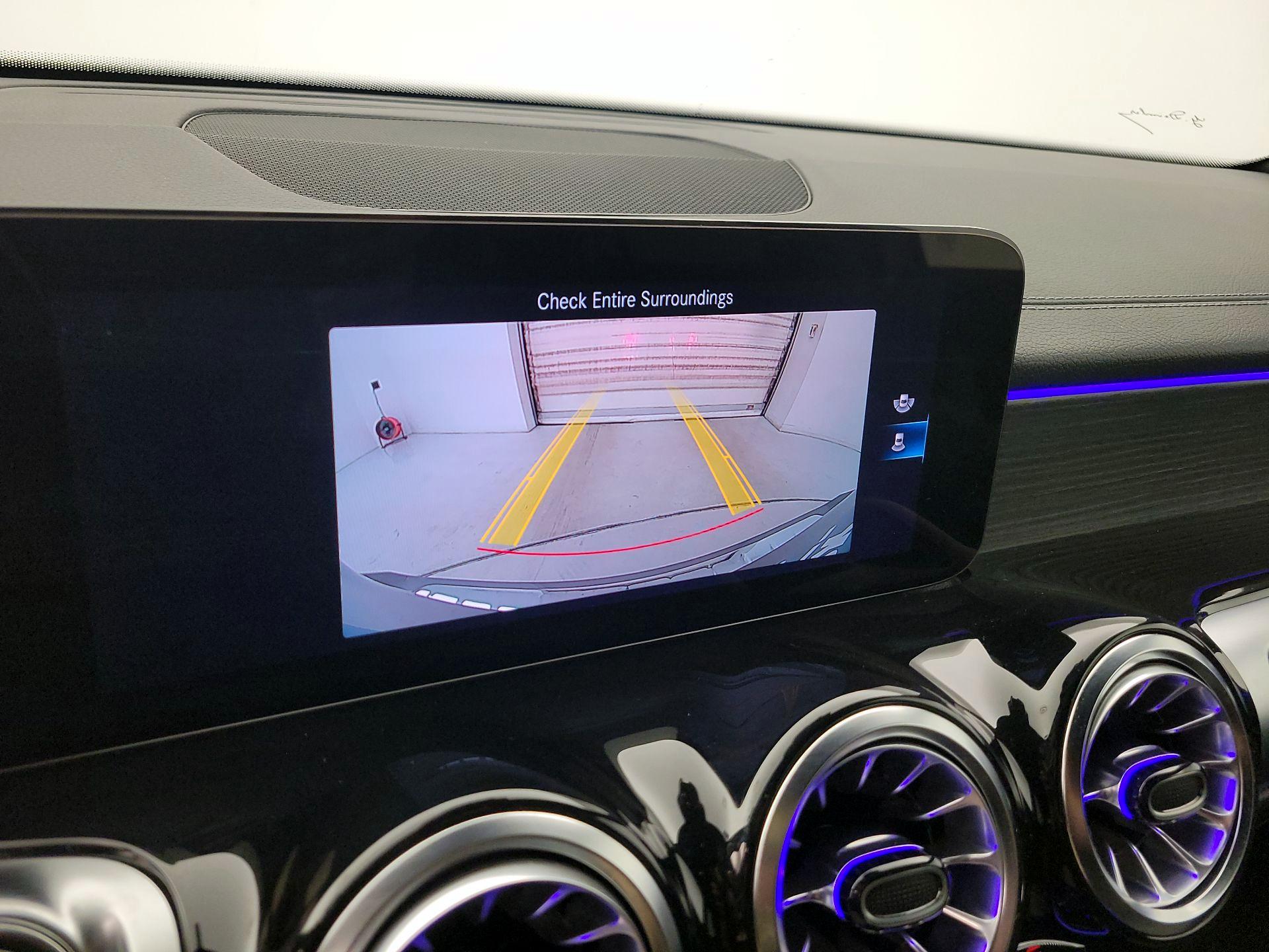 Thumbnail: 2022 Mercedes-Benz GLB - 15